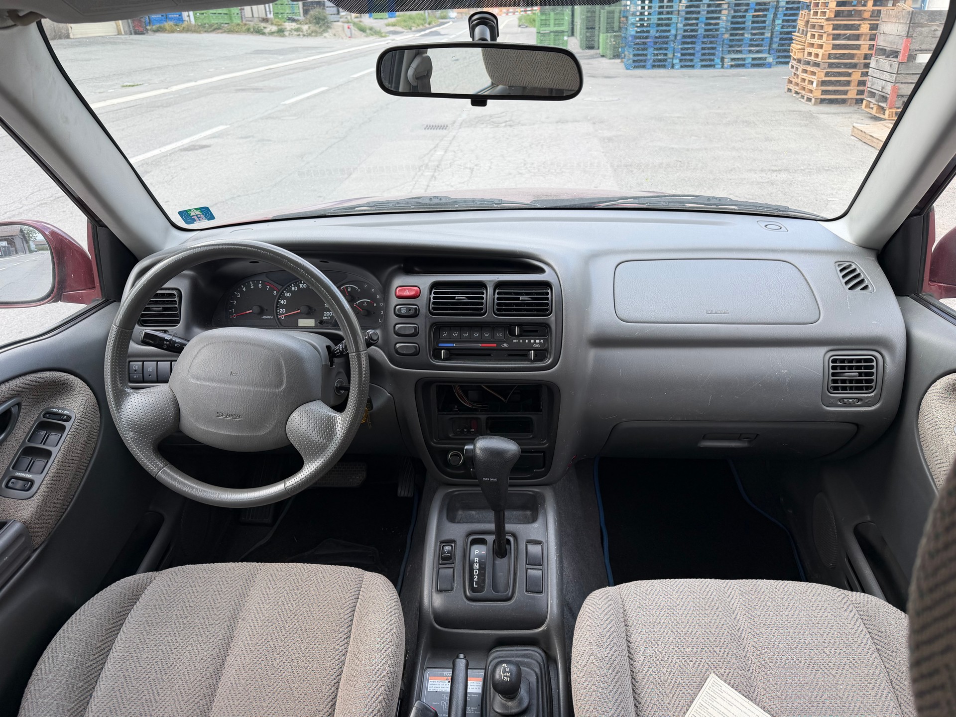SUZUKI Grand Vitara 2.5 24V-image-1