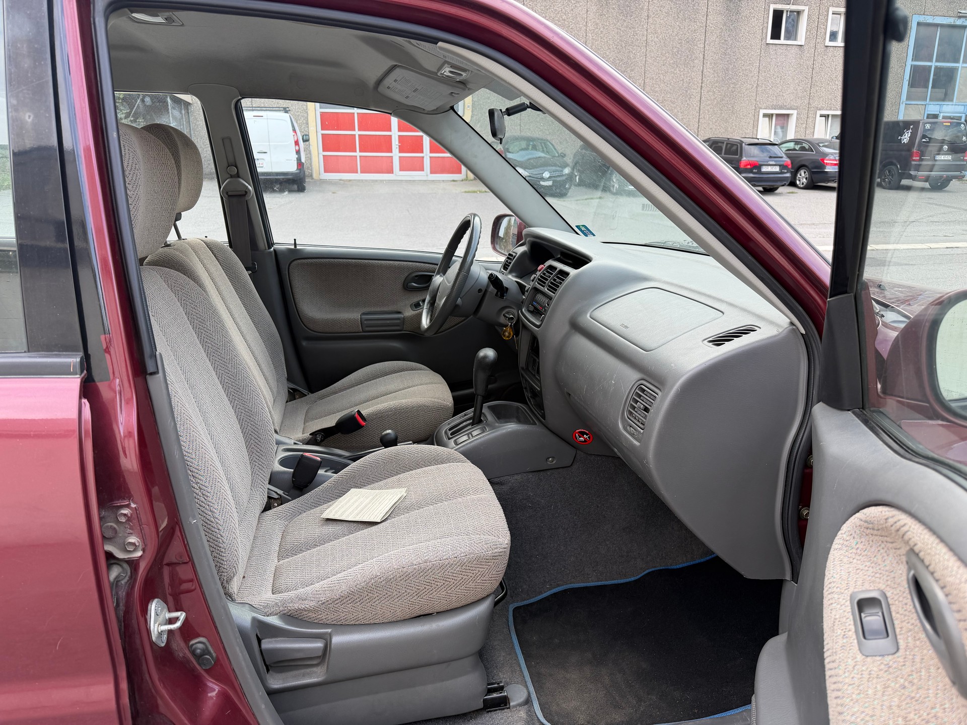 SUZUKI Grand Vitara 2.5 24V-image-8