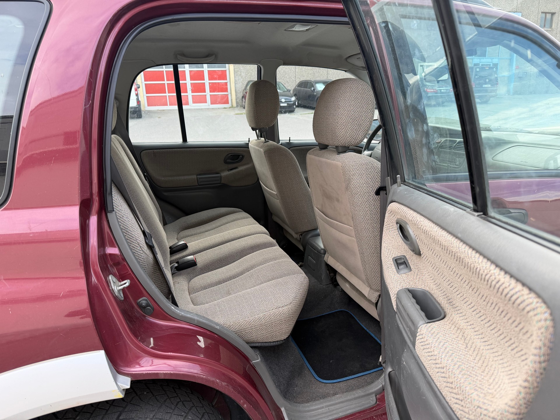 SUZUKI Grand Vitara 2.5 24V-image-6