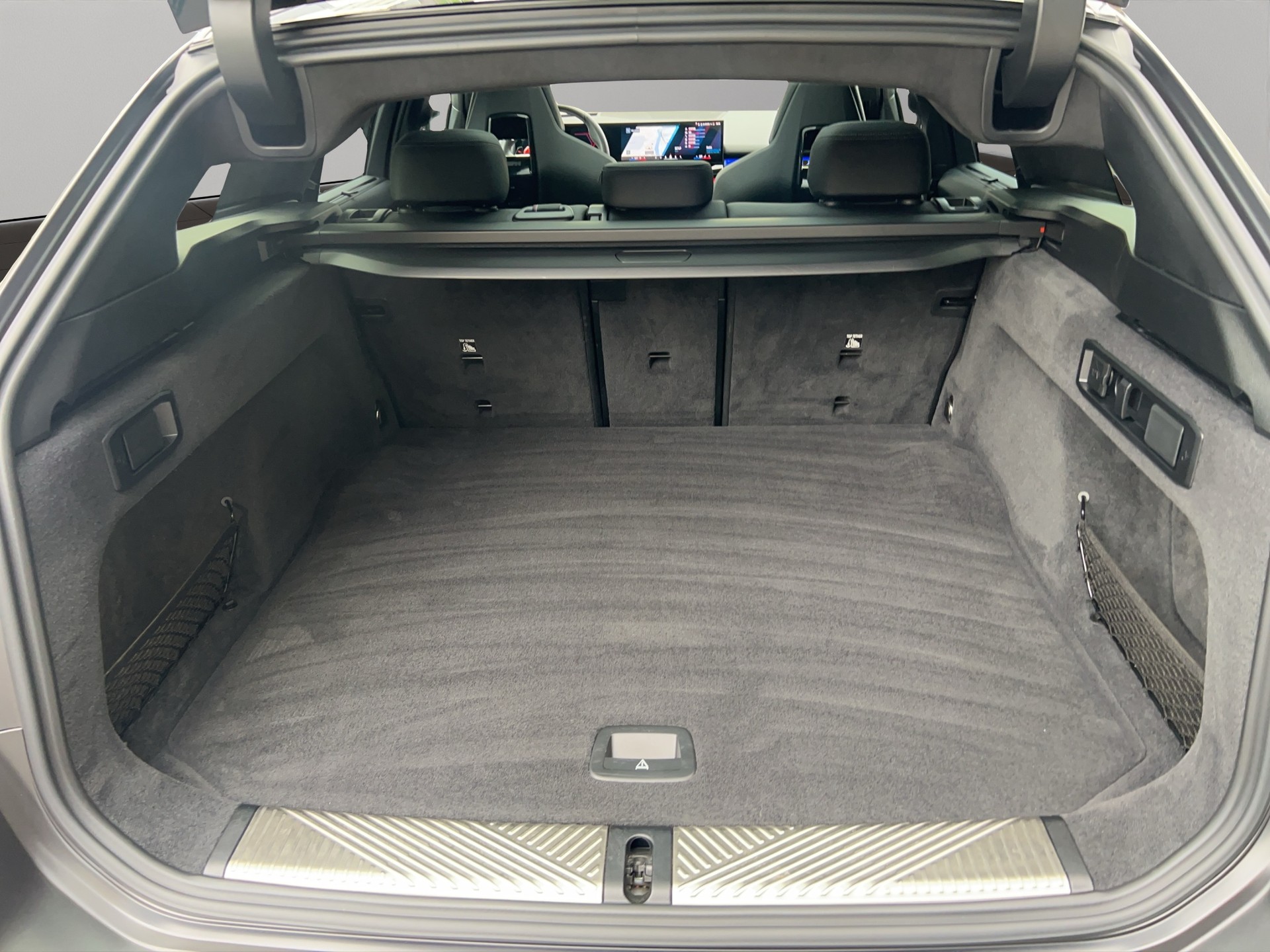 BMW M5 xDrive Touring-image-20