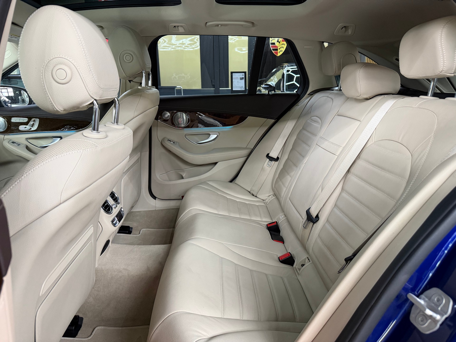 MERCEDES-BENZ C 400 Exclusive 4Matic 7G-Tronic-image-15