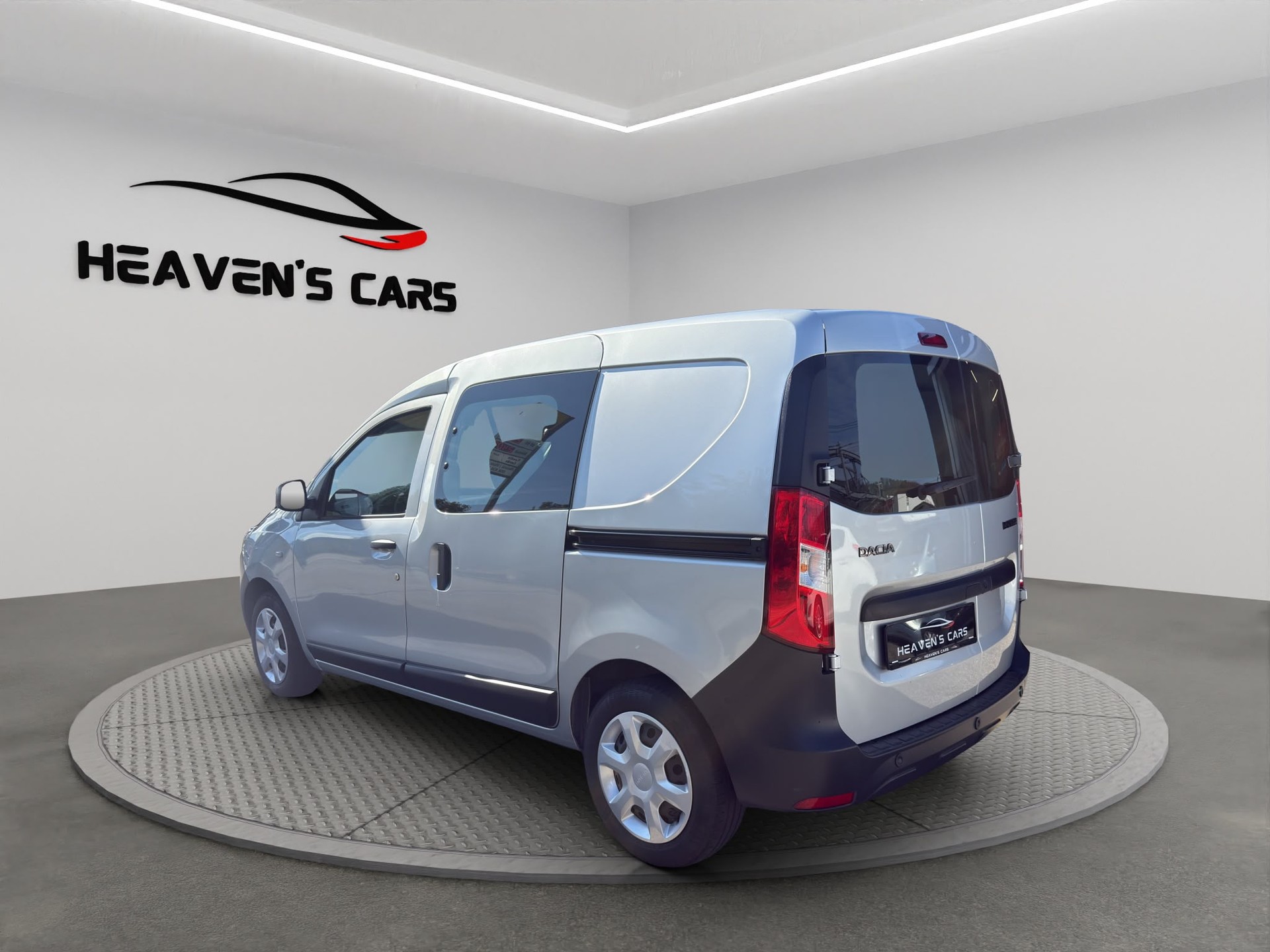 DACIA Dokker Van TCe 115 S&S Ambiance+-image-4