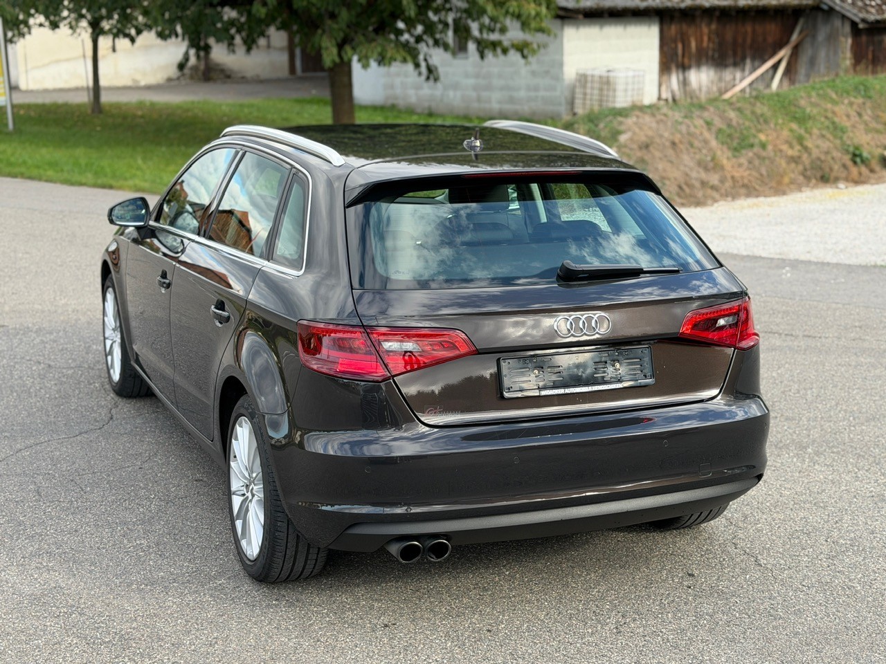 AUDI A3 Sportback 1.4 TFSI Attraction S-tronic-image-15