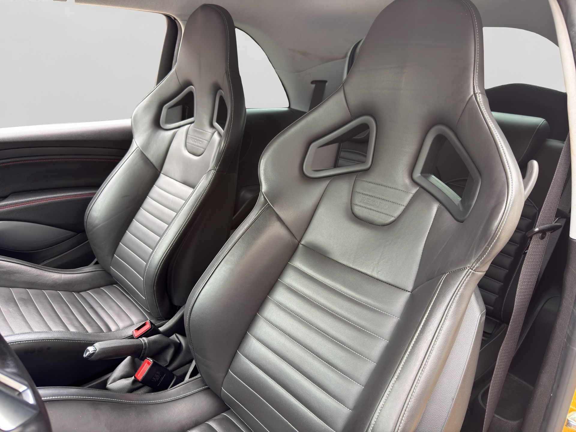 OPEL Adam 1.4 Turbo ROCKS S-image-6