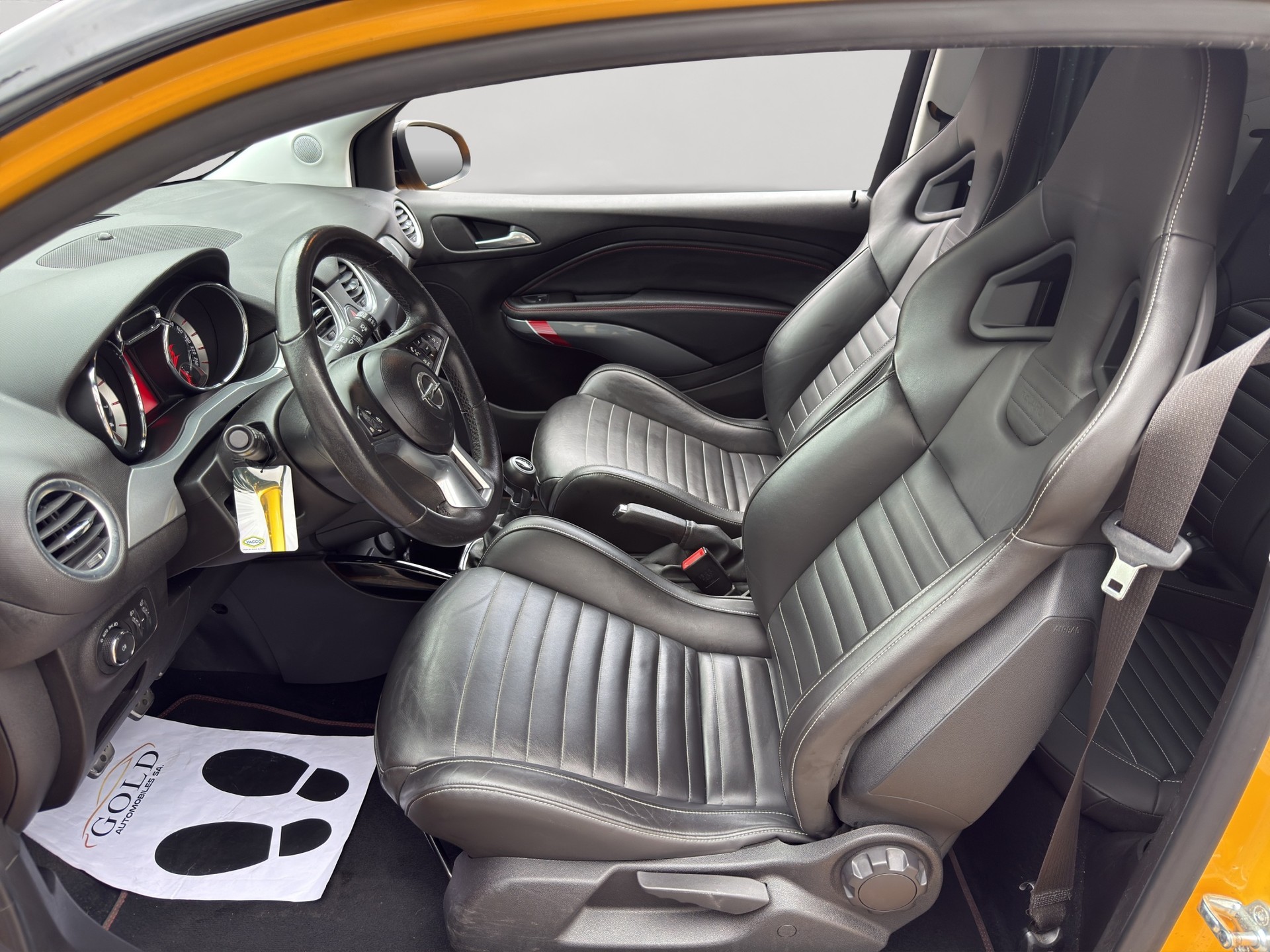 OPEL Adam 1.4 Turbo ROCKS S-image-5