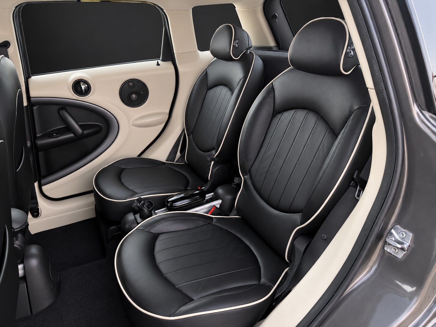 MINI Countryman Cooper S ALL4 Steptronic mit 184 PS-image-11