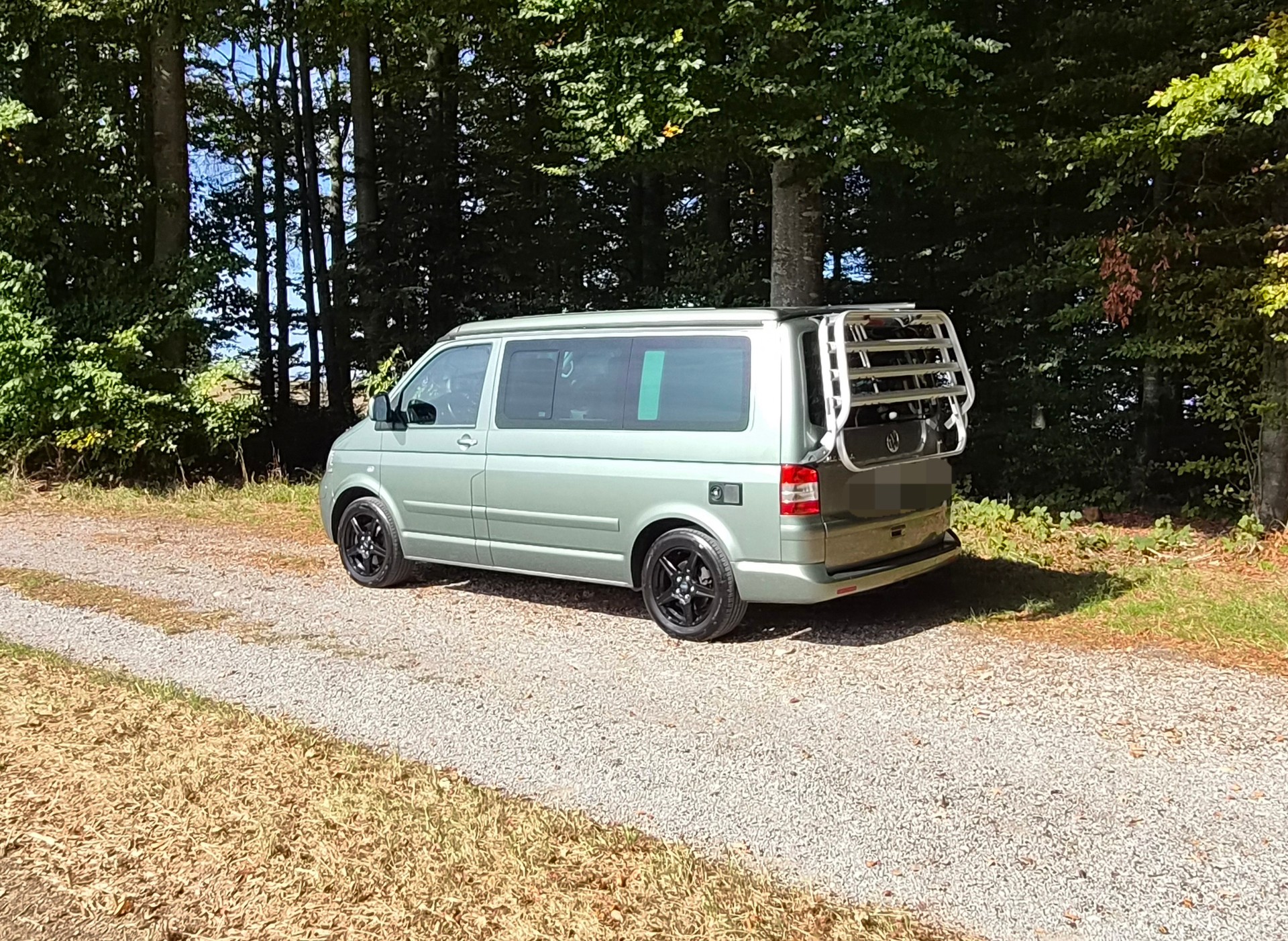 VW California - 2.5 TDI Legende - top Zustand-image-1