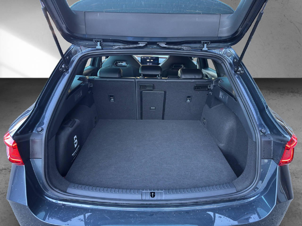 CUPRA Leon ST 1.4 eHybrid DSG-image-13