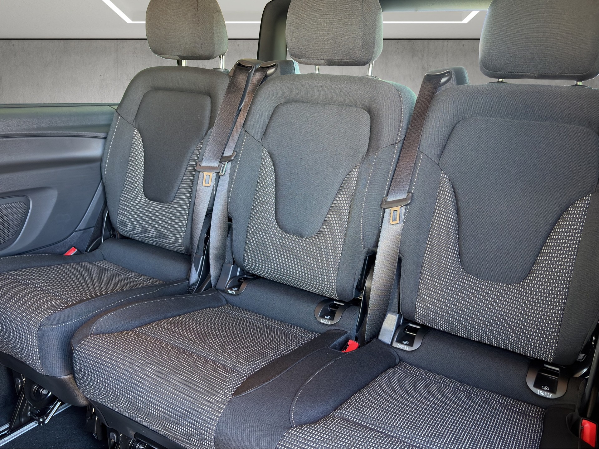 MERCEDES-BENZ Vito 116 CDI Tourer Select L FAMILY 4X4-image-9