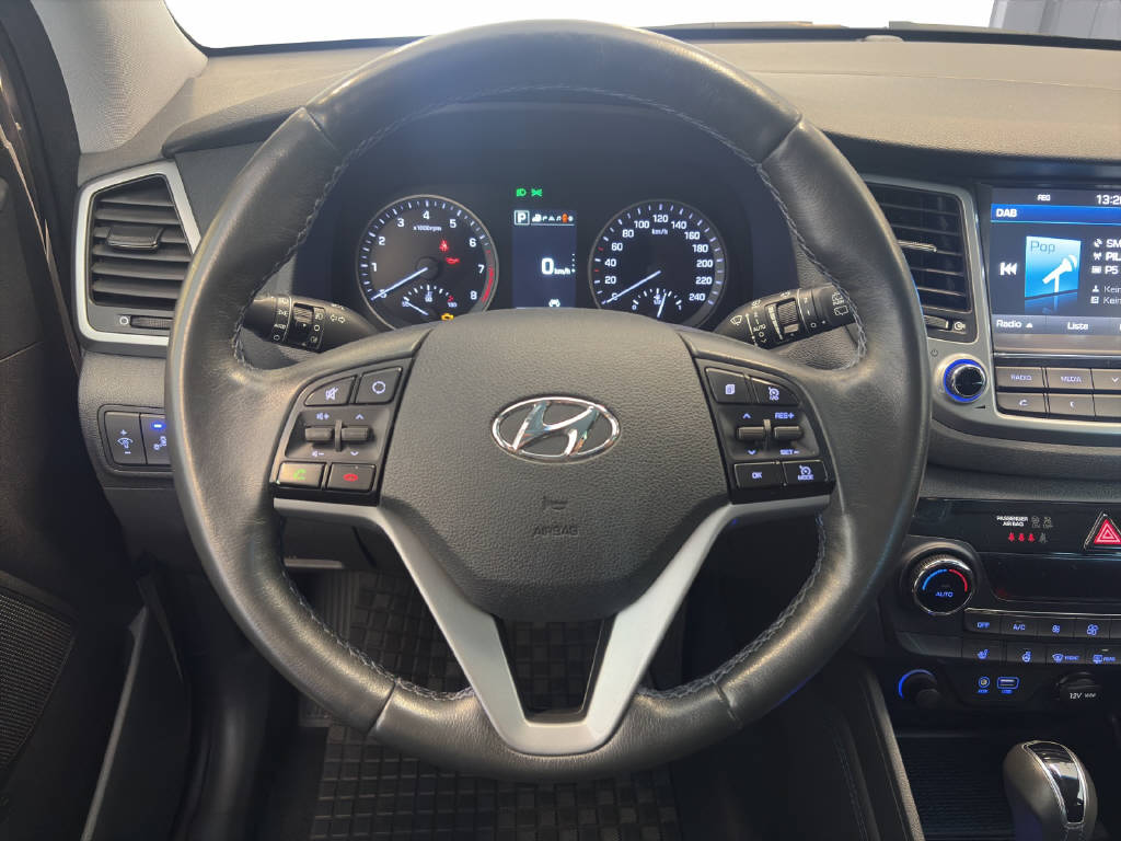 HYUNDAI Tucson 1.6 T-GDi Plena 4WD-image-8