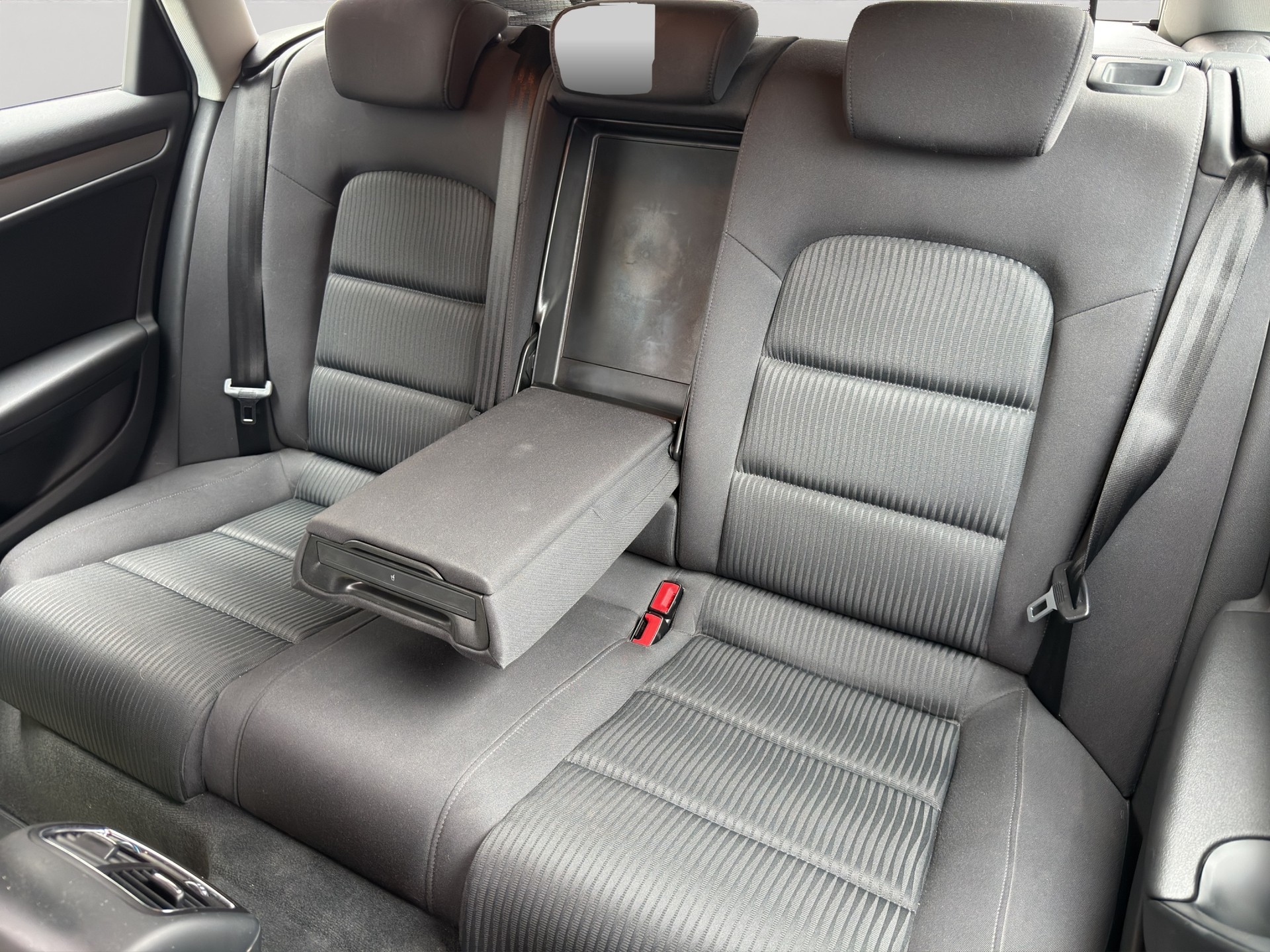 AUDI A4 Avant 2.0 TDI multitronic-image-3