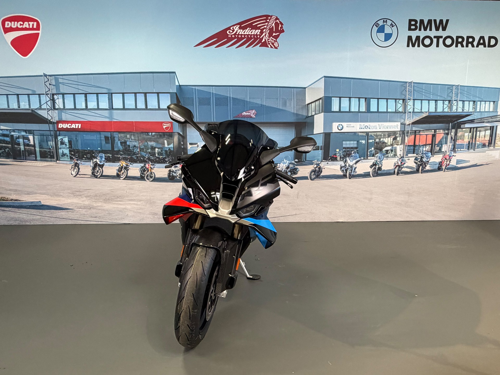 BMW S 1000 RR Pack M-showroom-element-2