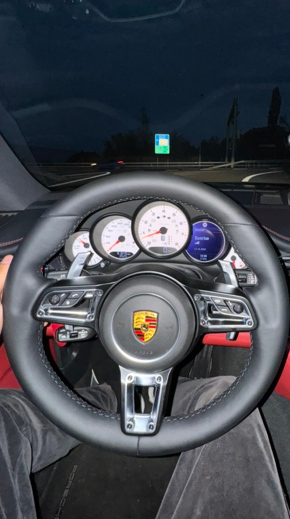 PORSCHE 3.0 V6 4S PDK-image-1