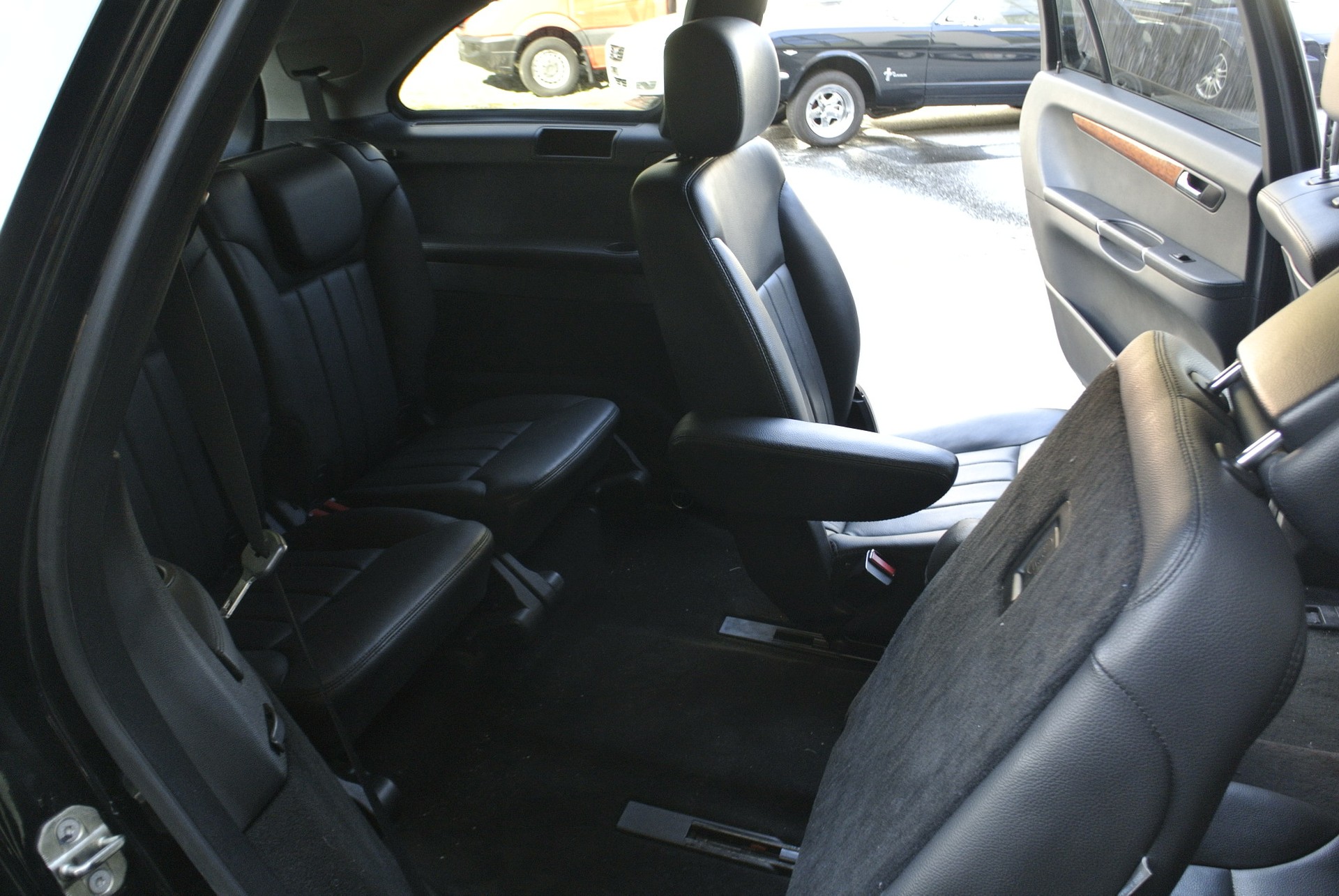 MERCEDES-BENZ R 320 CDI L 4Matic 7G-Tronic-image-15