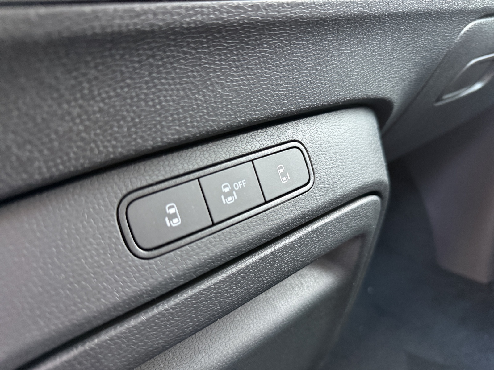 VW ID.Buzz LWB GTX 4 Motion-image-14