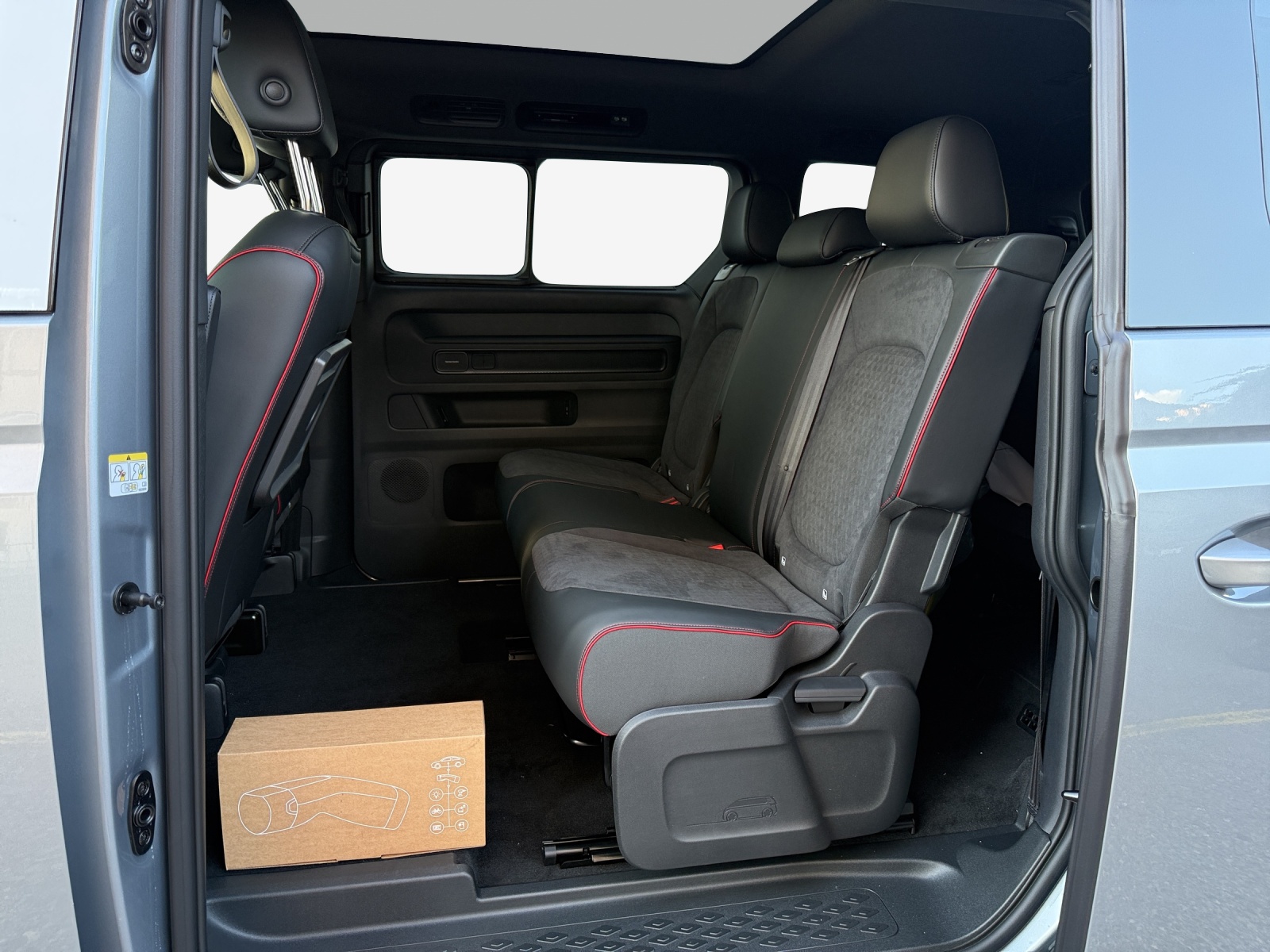 VW ID.Buzz LWB GTX 4 Motion-image-11