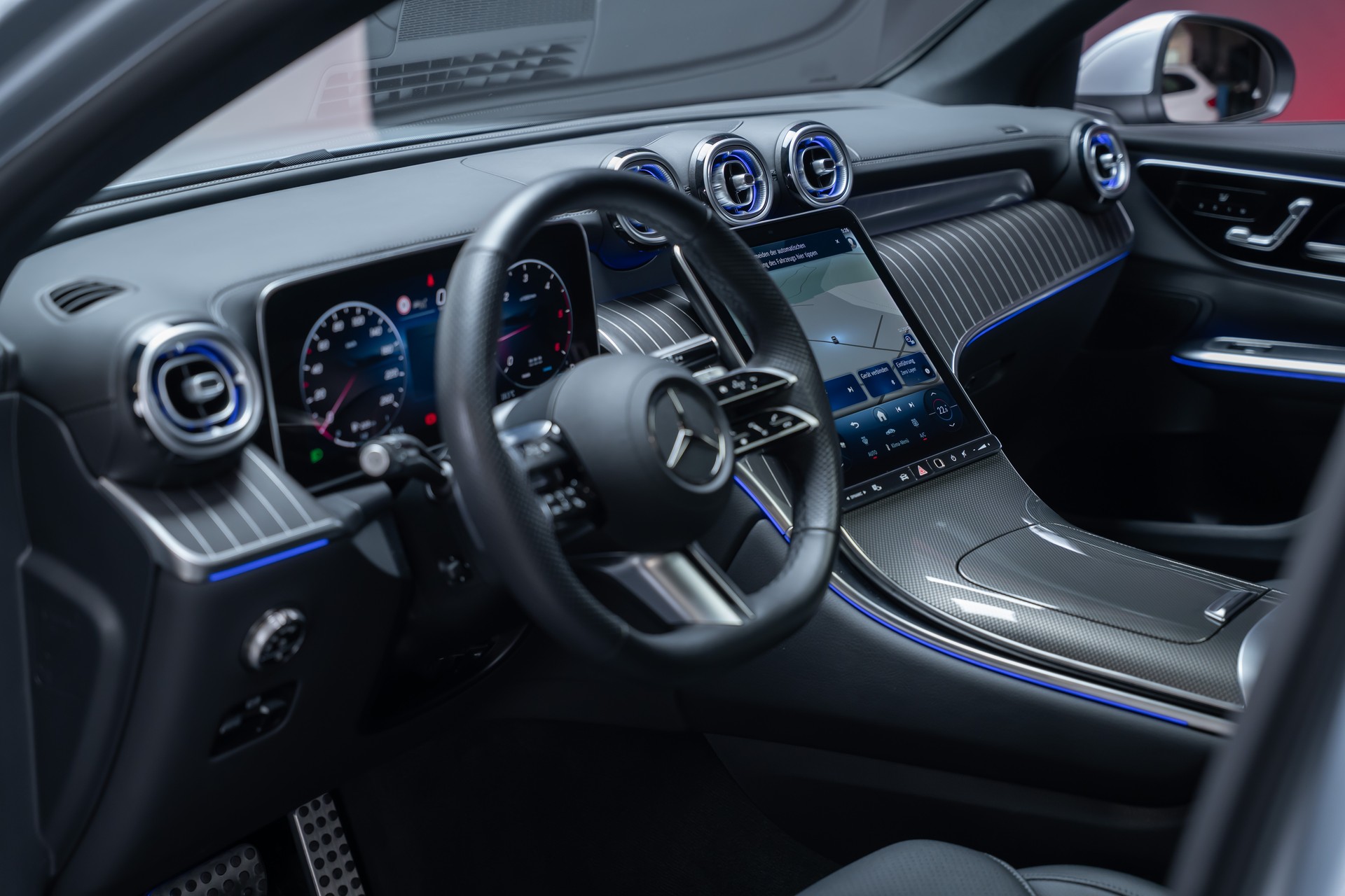 MERCEDES-BENZ GLC 220 d AMG Line 4matic Coupé / Panorama / 360°Kamera / AHK-image-13