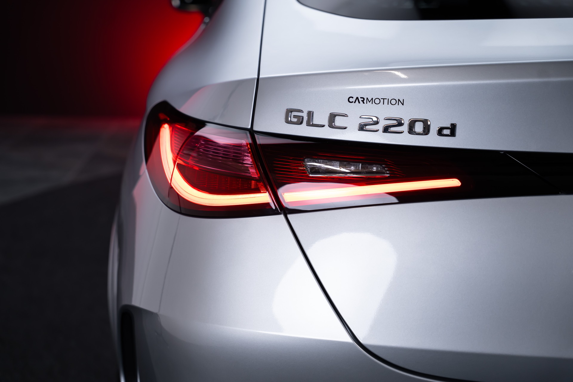MERCEDES-BENZ GLC 220 d AMG Line 4matic Coupé / Panorama / 360°Kamera / AHK-image-7