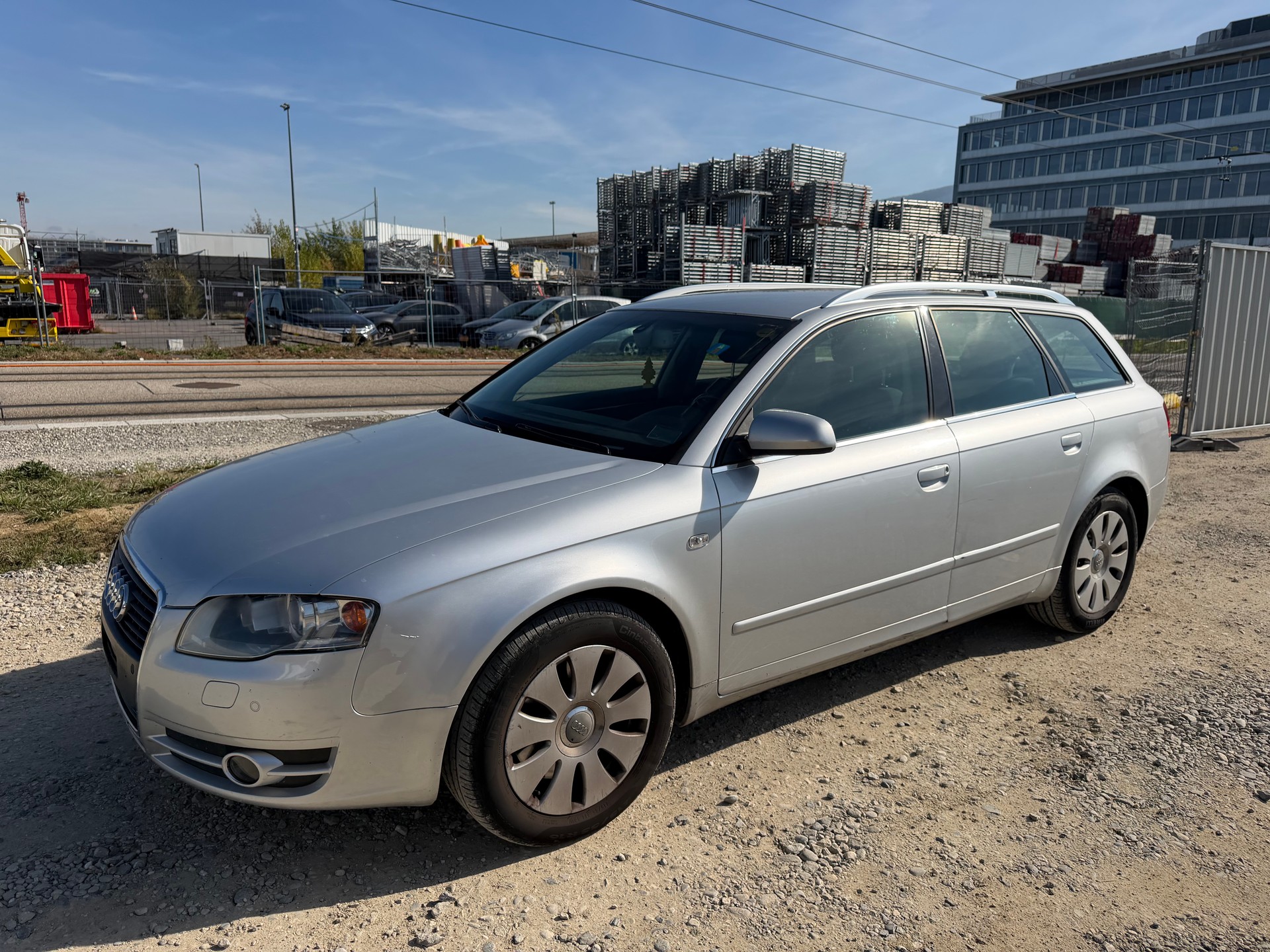AUDI A4 Avant 3.2 FSI quattro-image-6