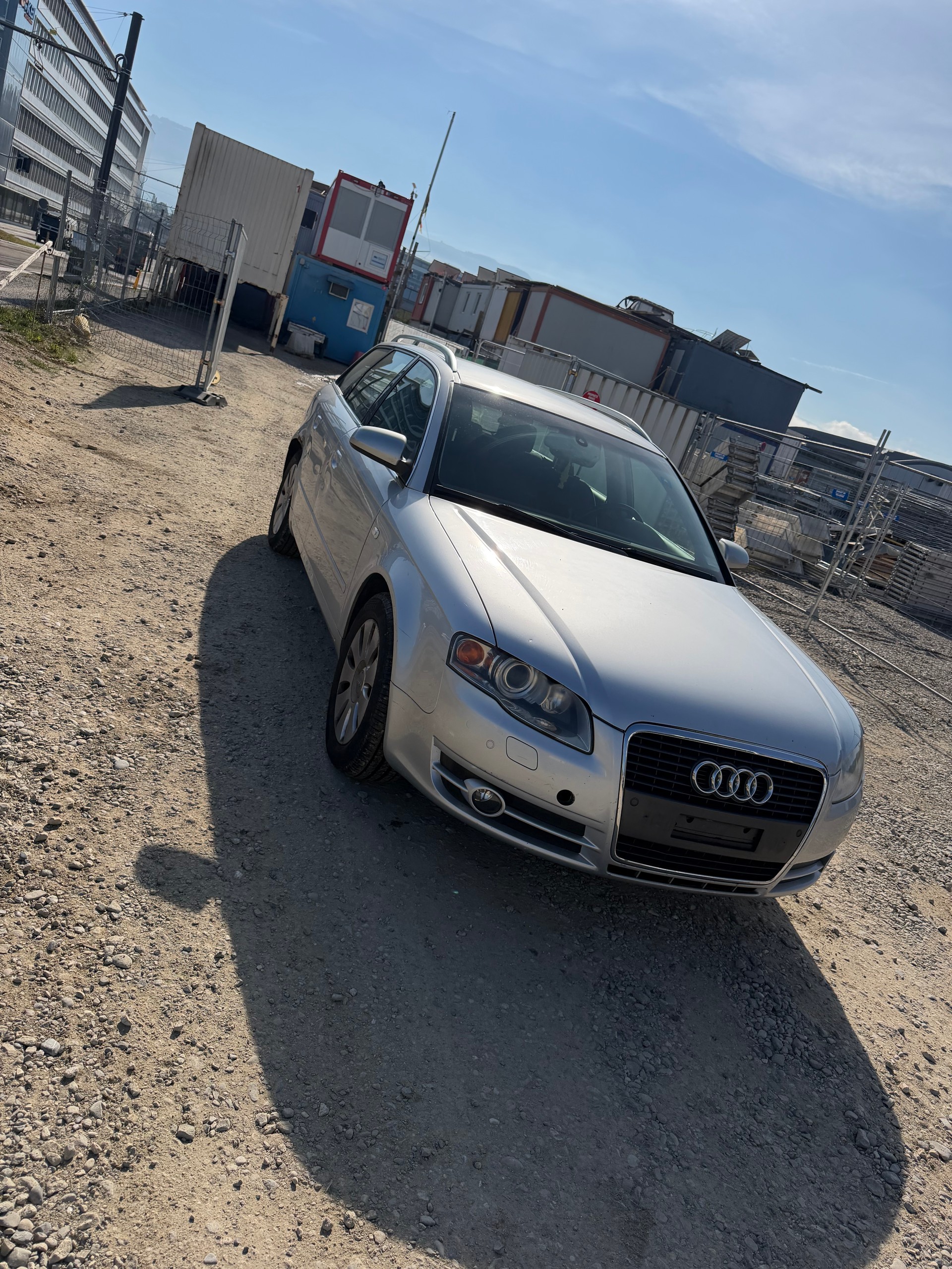 AUDI A4 Avant 3.2 FSI quattro-image-1