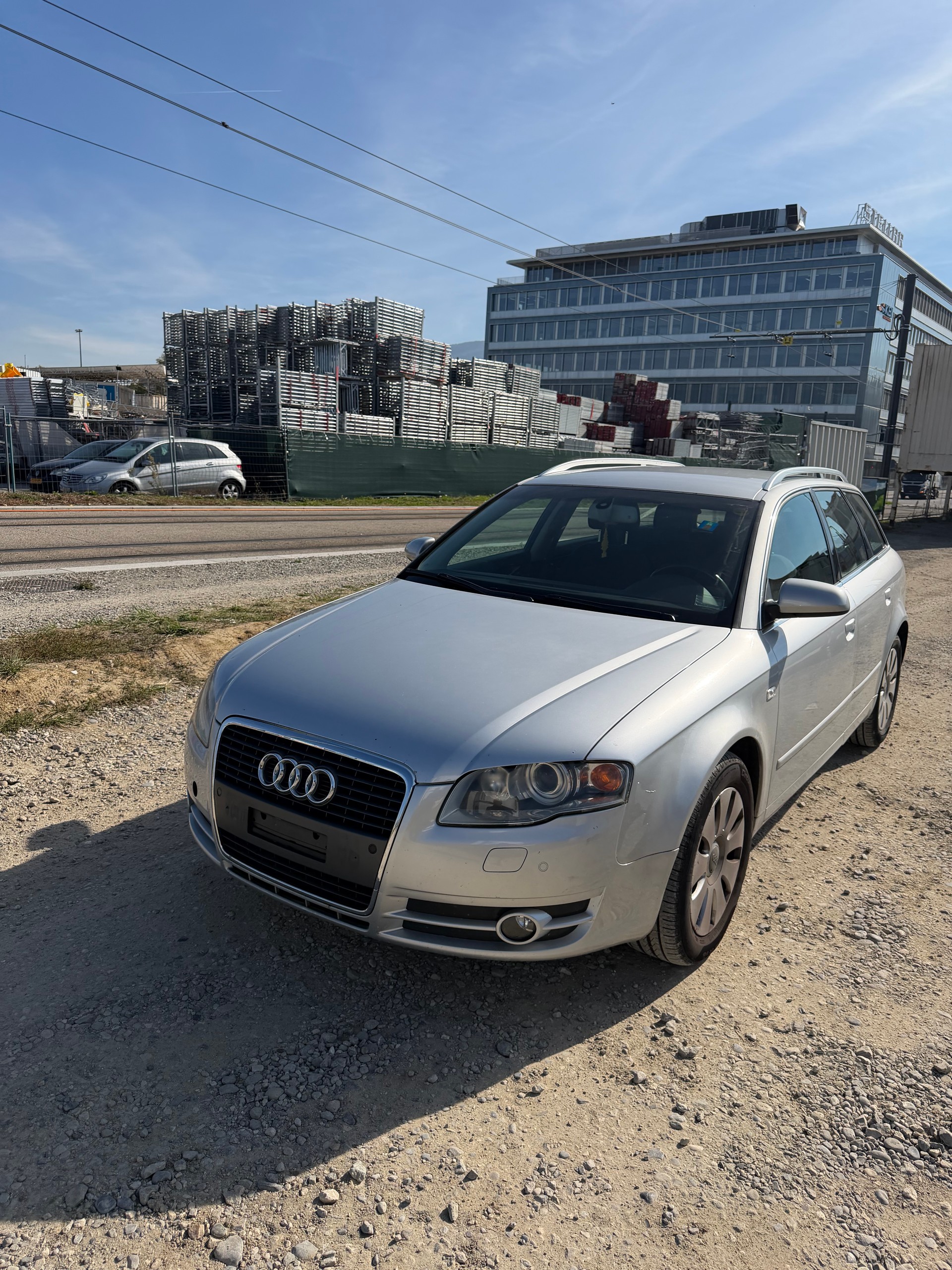 AUDI A4 Avant 3.2 FSI quattro-image-5