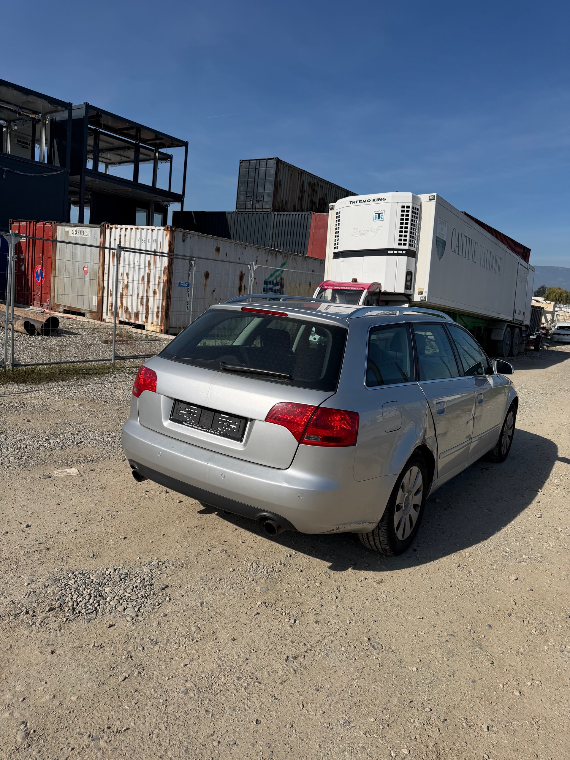 AUDI A4 Avant 3.2 FSI quattro-image-9