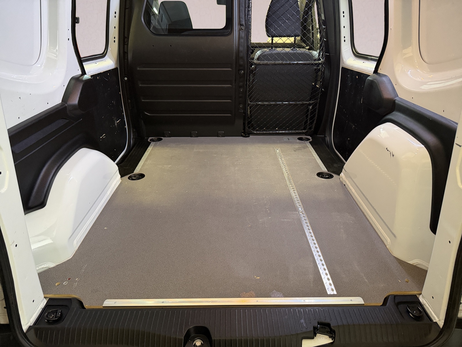 RENAULT Kangoo 1.5 BLUE DCI 95PS EXTRA-image-17