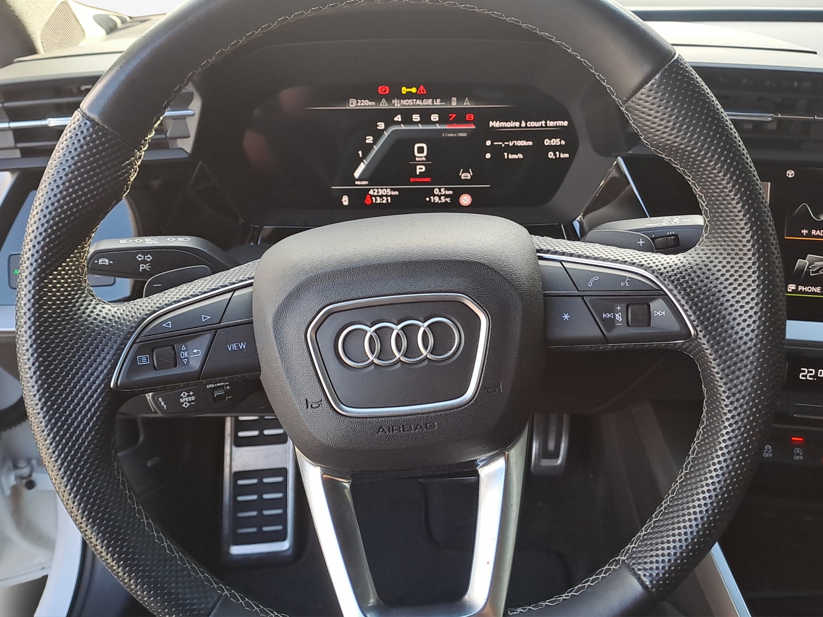 AUDI A3 Sportback 35 TFSI S line Attraction S-tronic-image-9