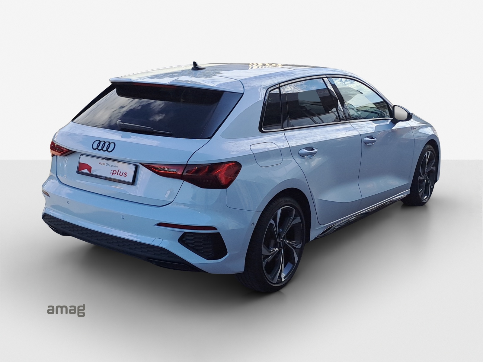 AUDI A3 Sportback 35 TFSI S line Attraction S-tronic-image-4