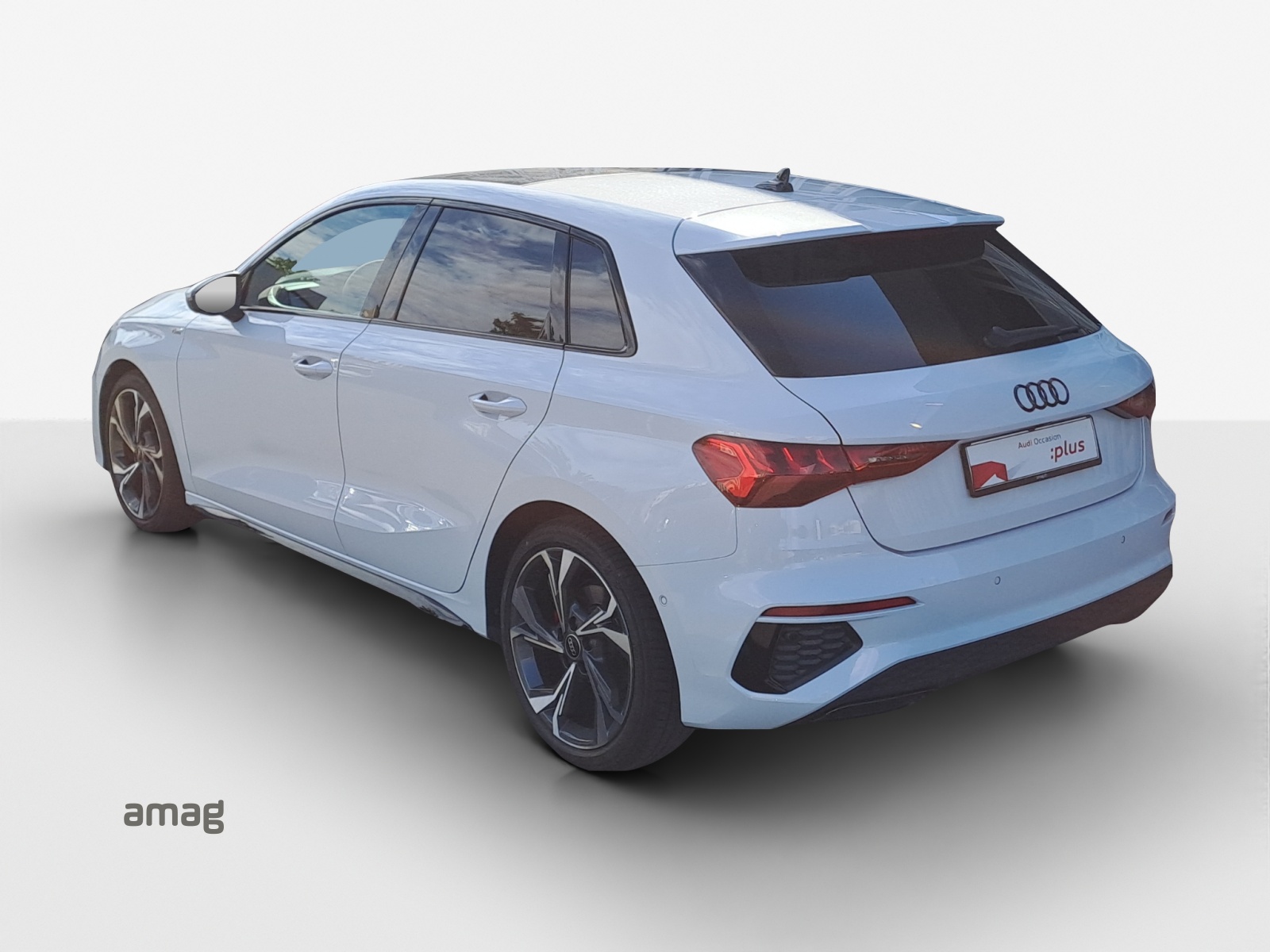 AUDI A3 Sportback 35 TFSI S line Attraction S-tronic-image-2