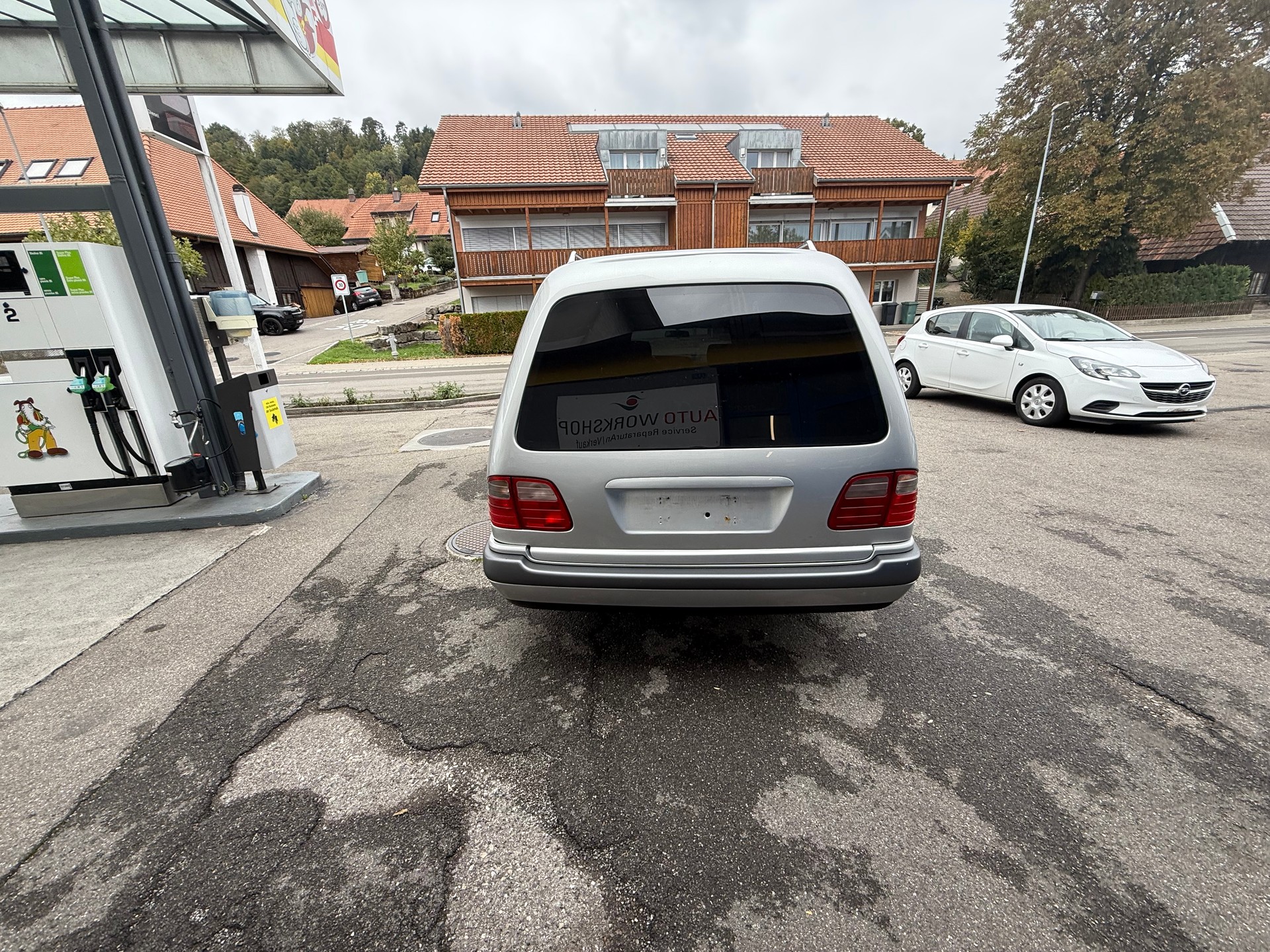 MERCEDES-BENZ E 280 Classic-image-3
