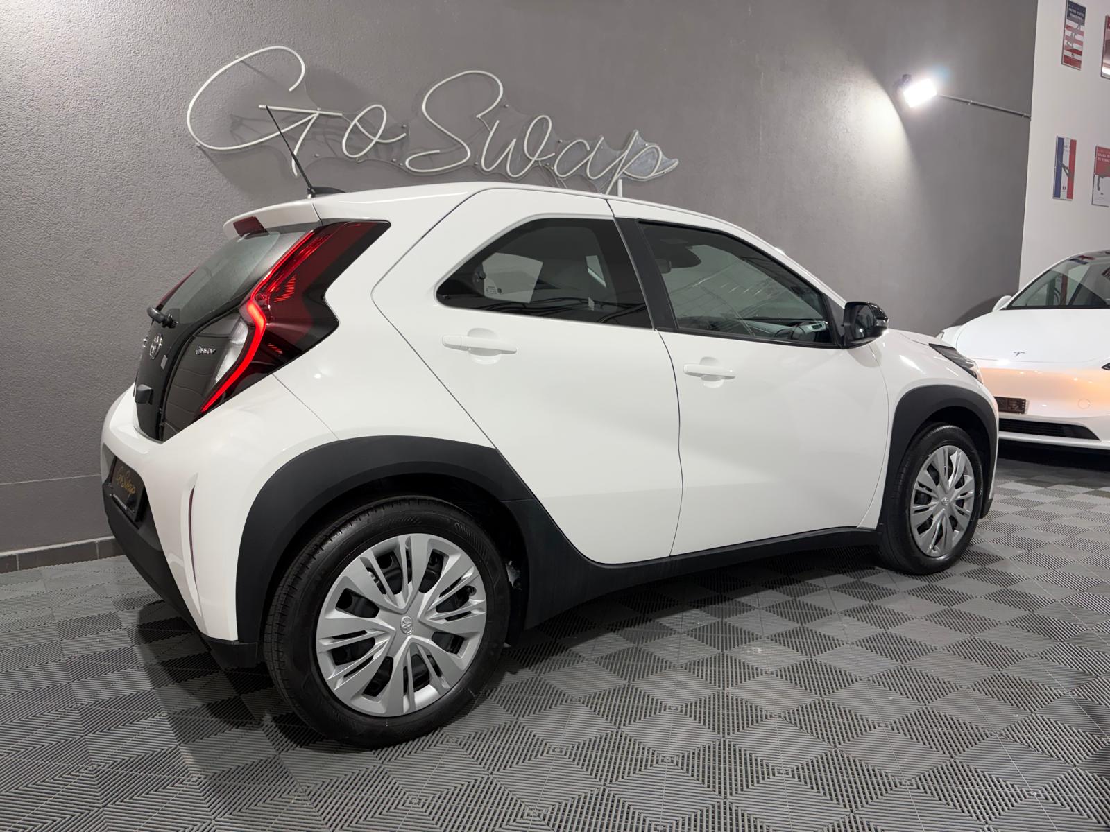 TOYOTA Aygo X 1.5 VVT-I-HSD Trend-image-2