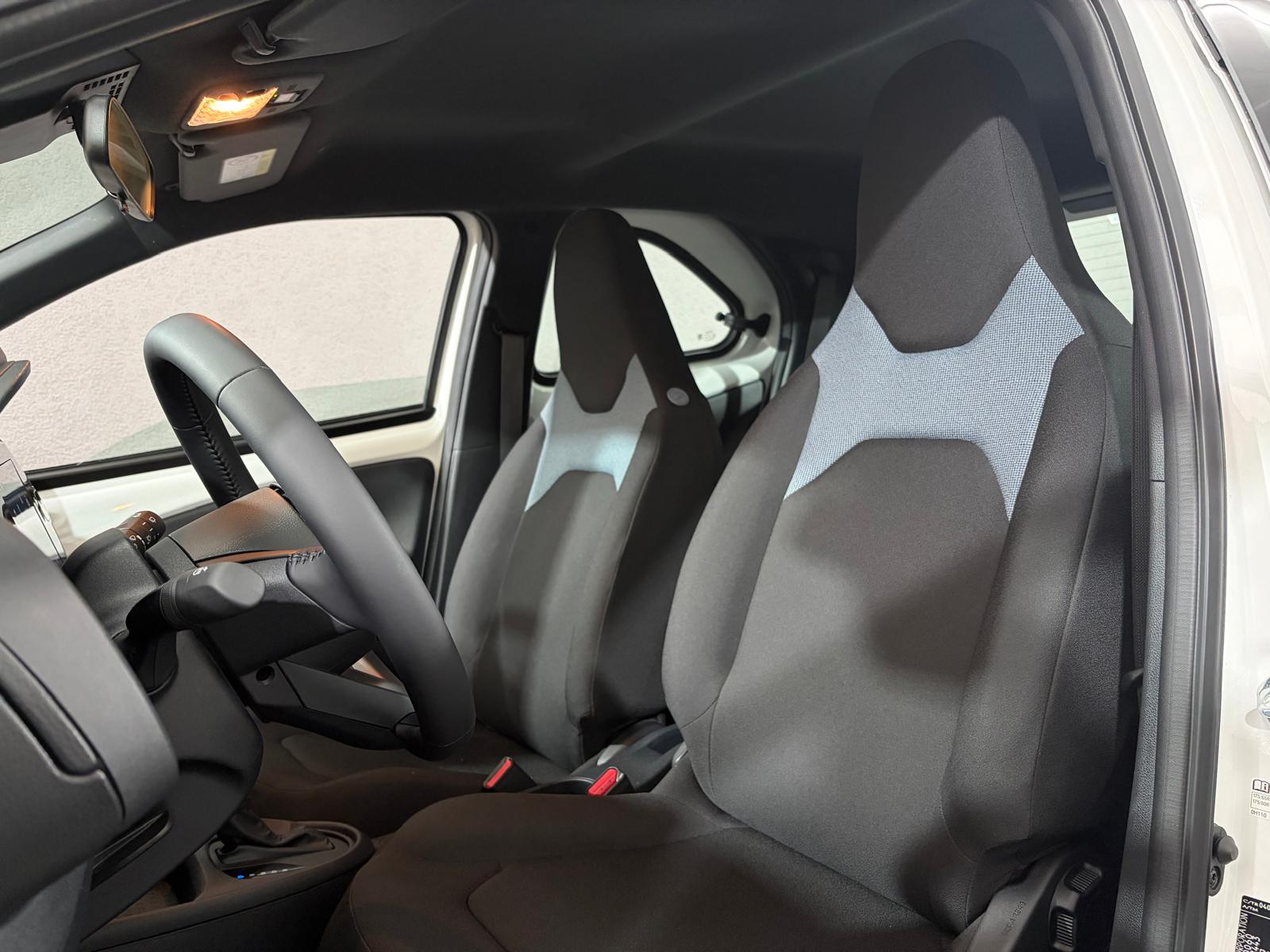 TOYOTA Aygo X 1.5 VVT-I-HSD Trend-image-6