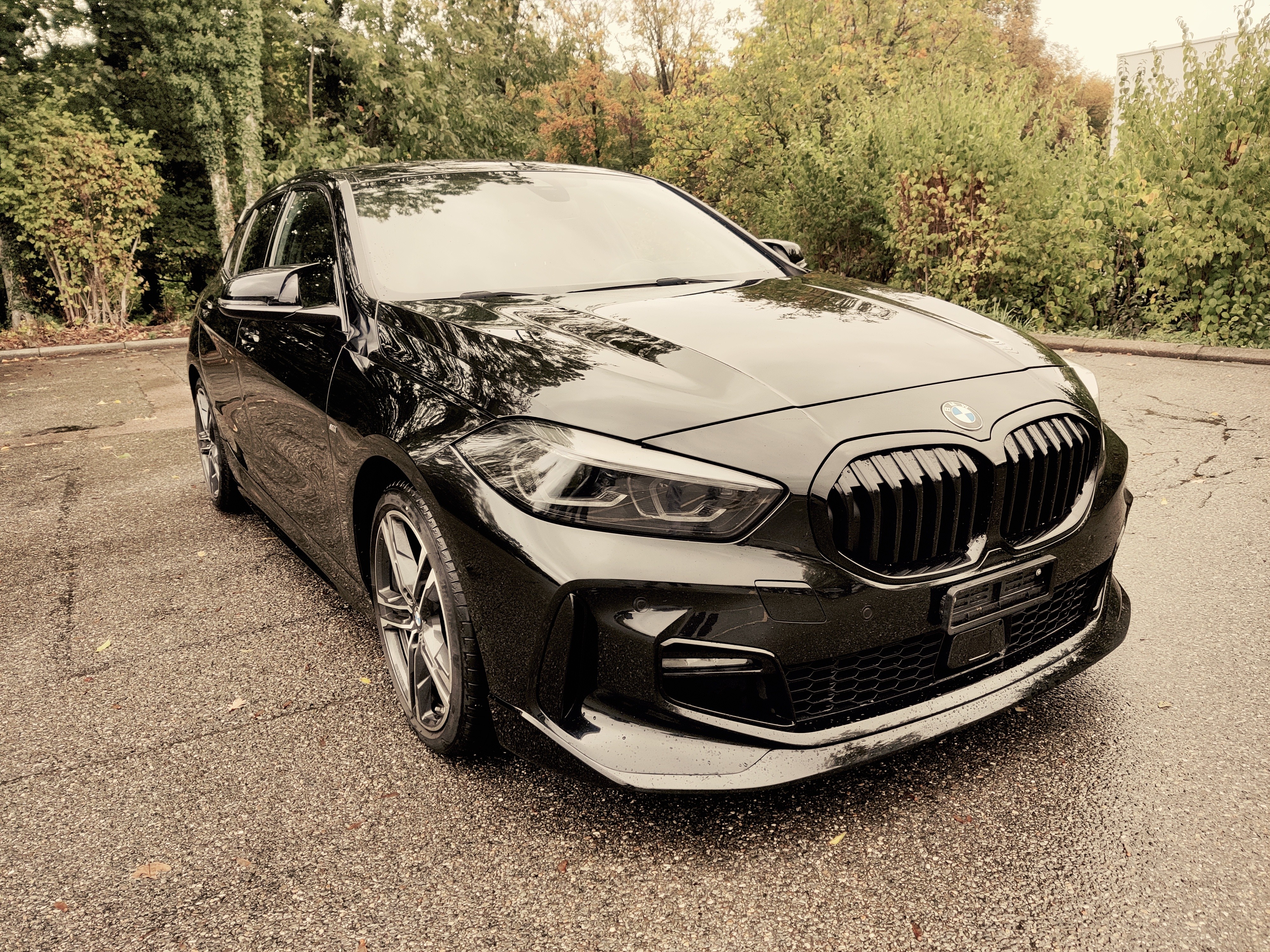 Car photo