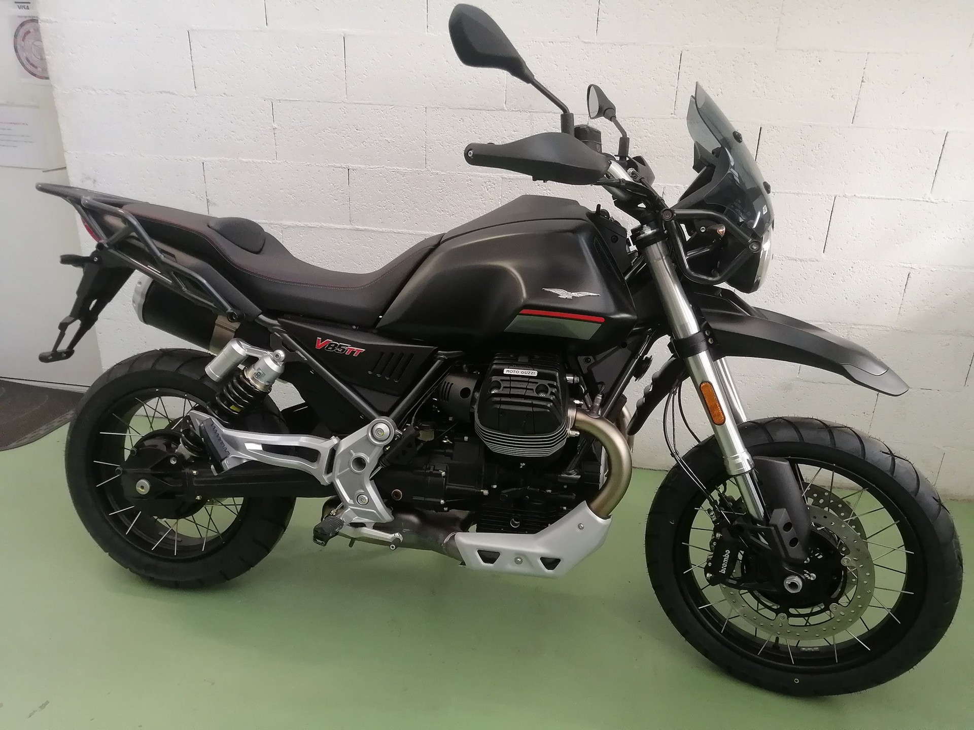 MOTO GUZZI V85 TT 850 ABS