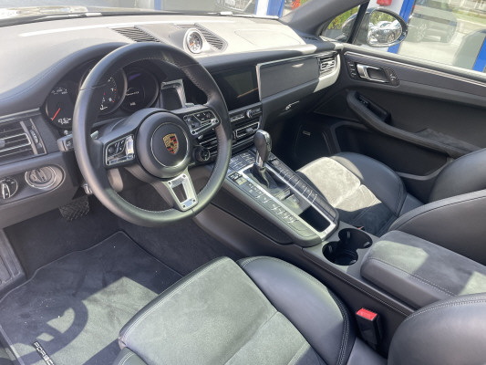 PORSCHE Macan GTS-image-5