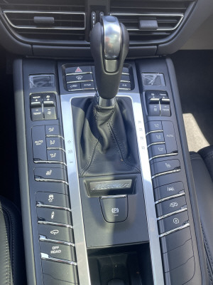 PORSCHE Macan GTS-image-11