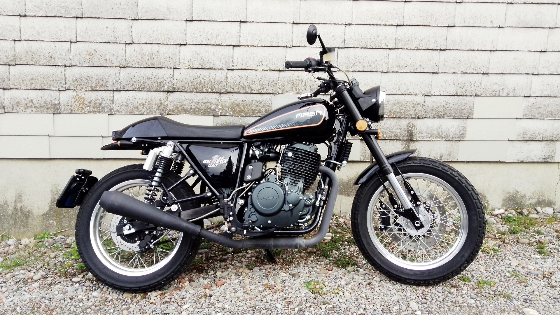 MASH 650 Dirt Track