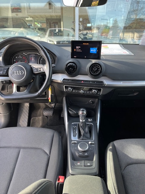 AUDI Q2 2.0 TDI quattro S-tronic-image-5