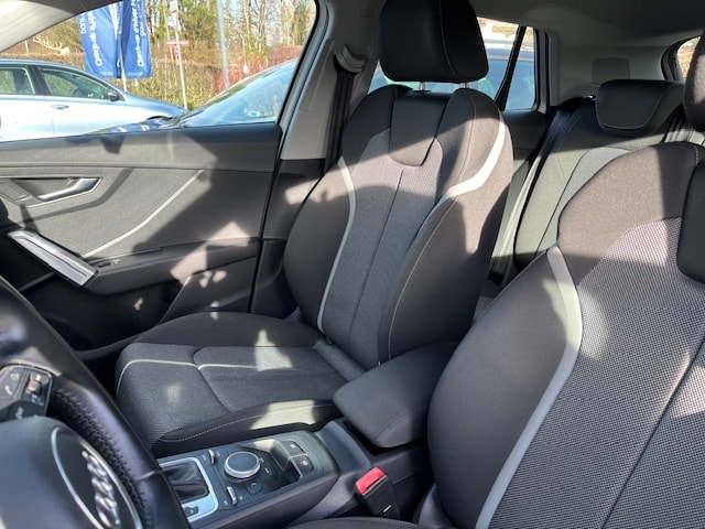 AUDI Q2 2.0 TDI quattro S-tronic-image-4