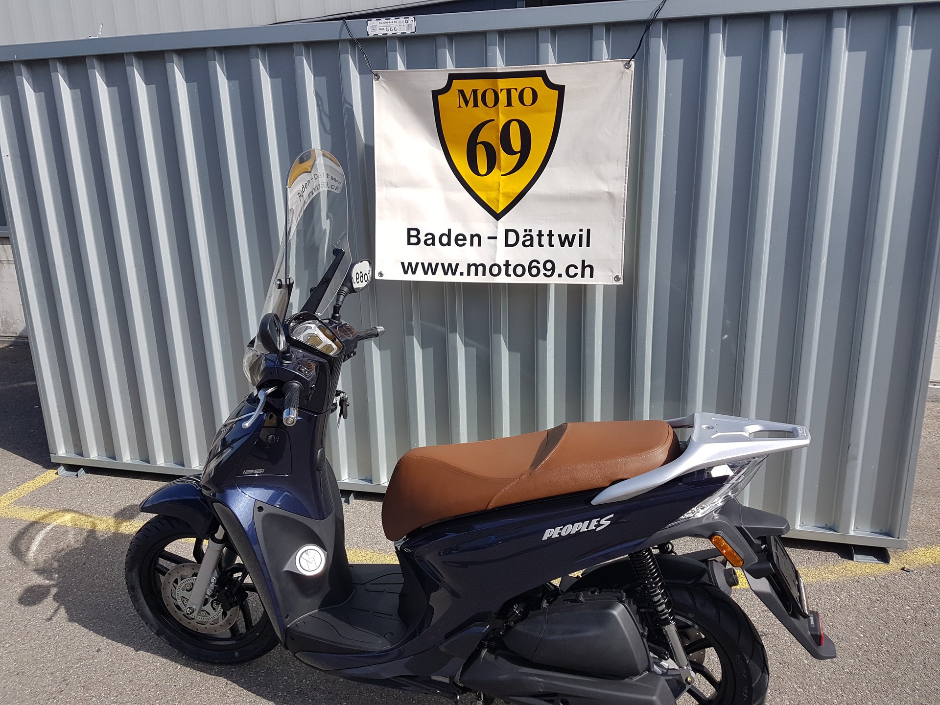 KYMCO People S 125i ABS Topcase/Windschild-image-4