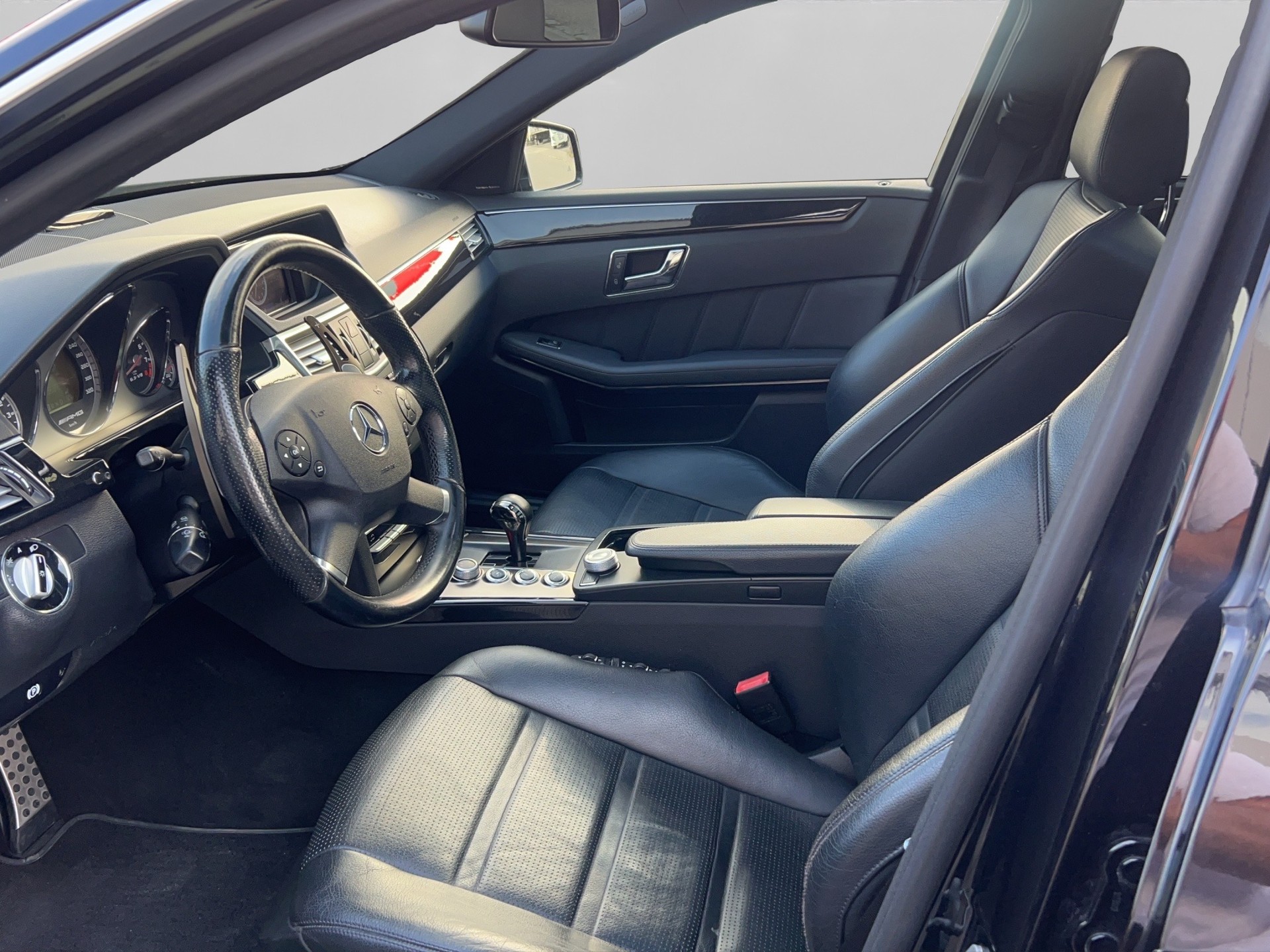 MERCEDES-BENZ E 63 AMG Speedshift MCT-image-7