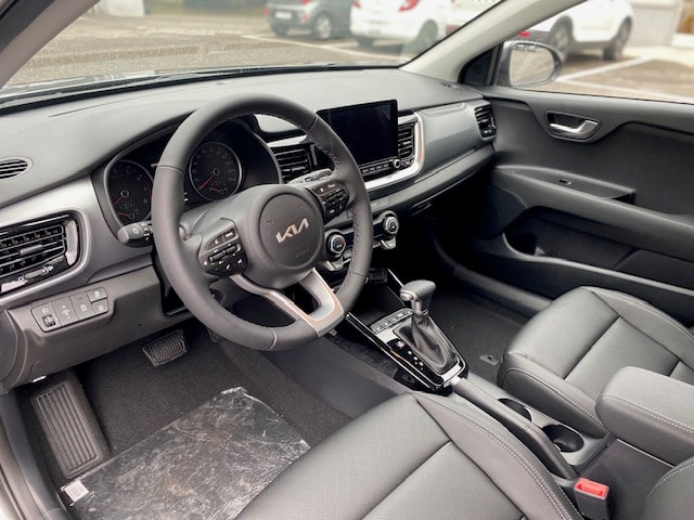 KIA Stonic 1.0 T-GDI Power DCT-image-10