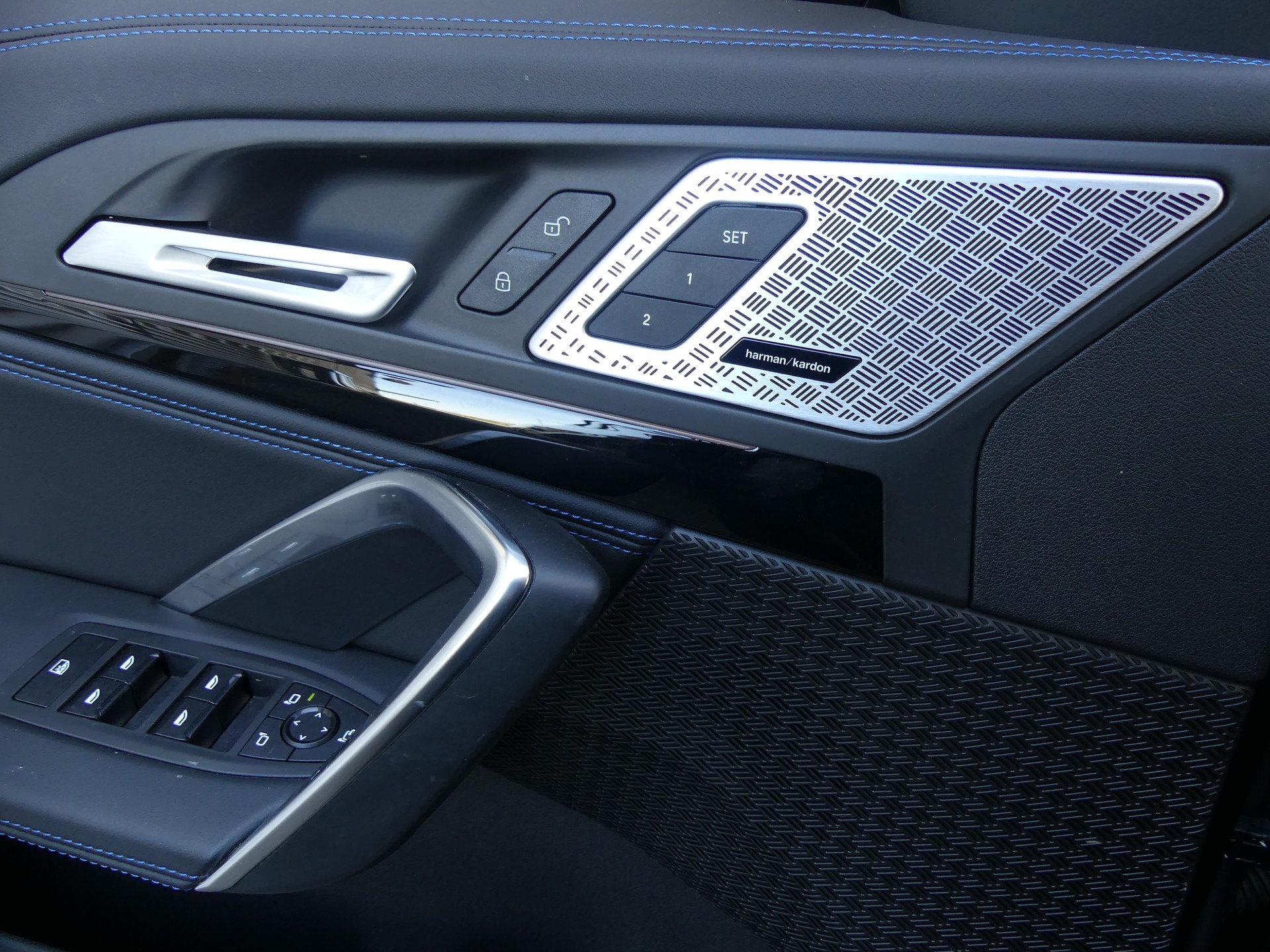 BMW X1 M35i xDrive-image-9