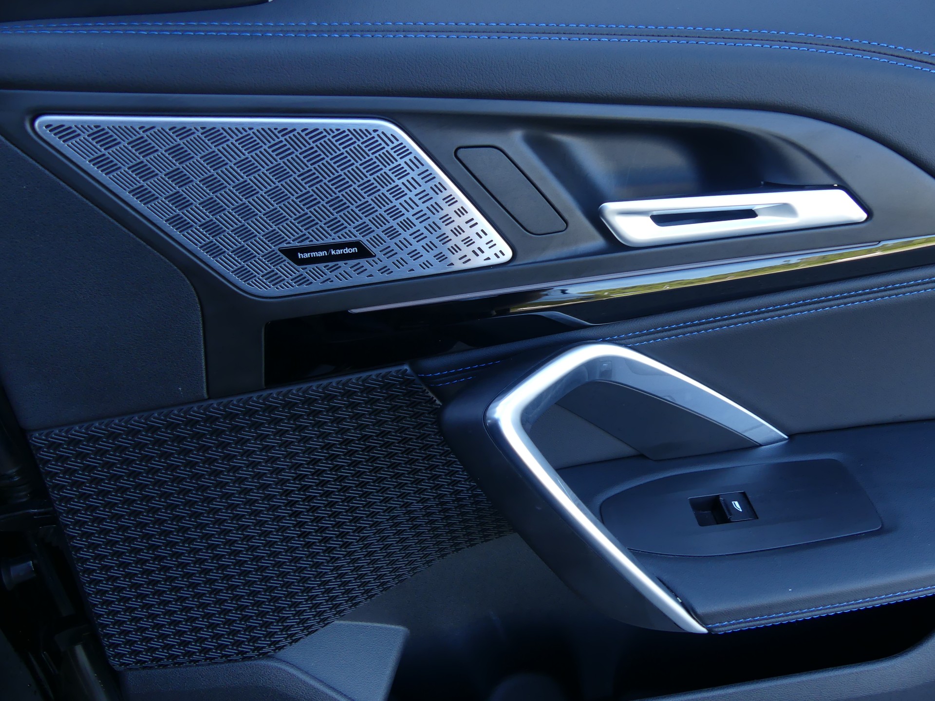 BMW X1 M35i xDrive-image-10