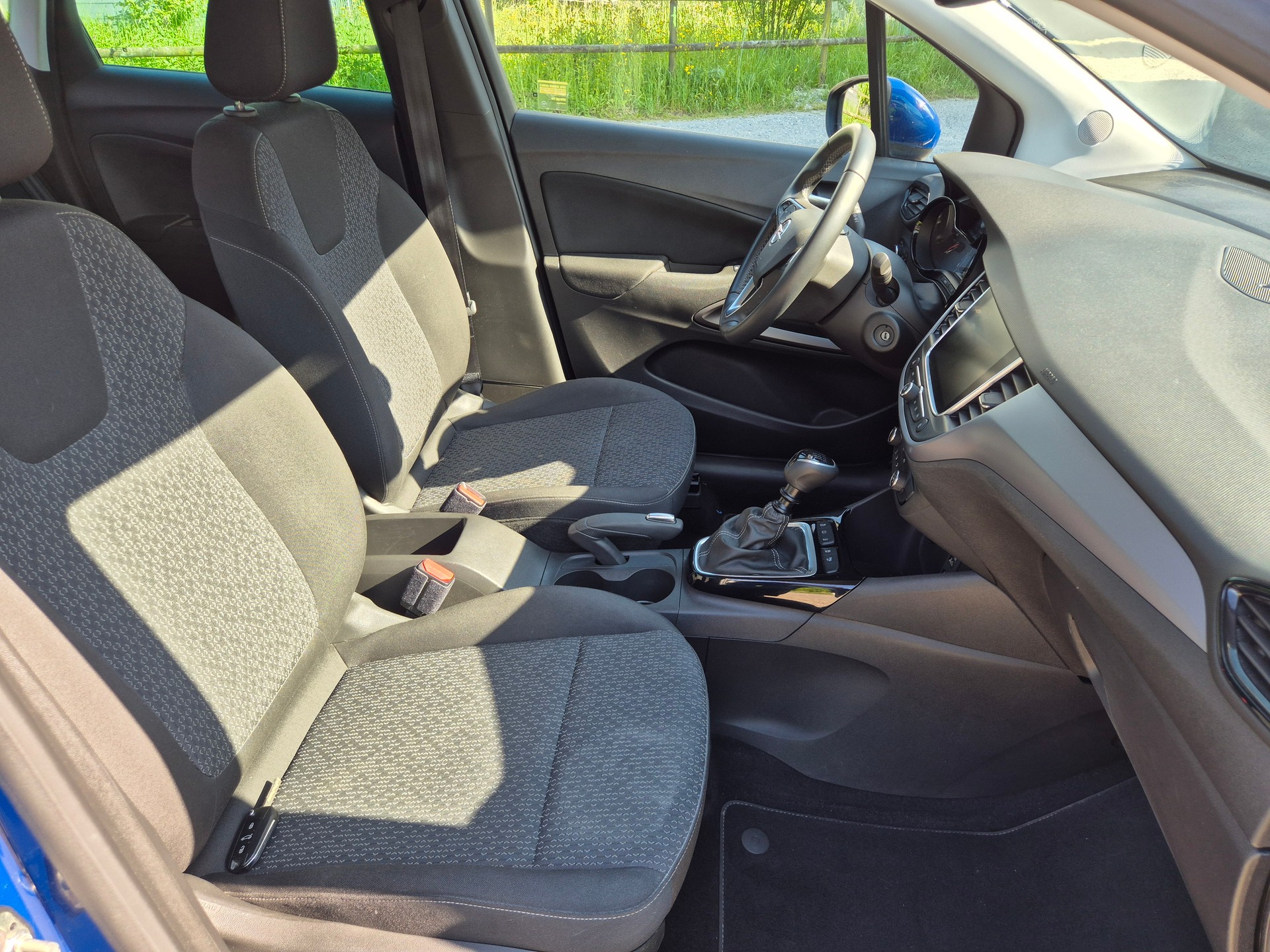 OPEL Crossland X 1.2i 120 Years Edition-image-8