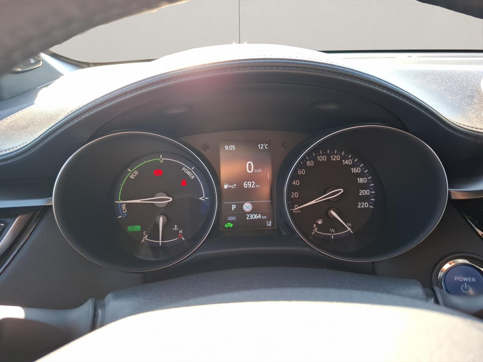 TOYOTA C-HR 2.0 VVTi HSD Move-image-14