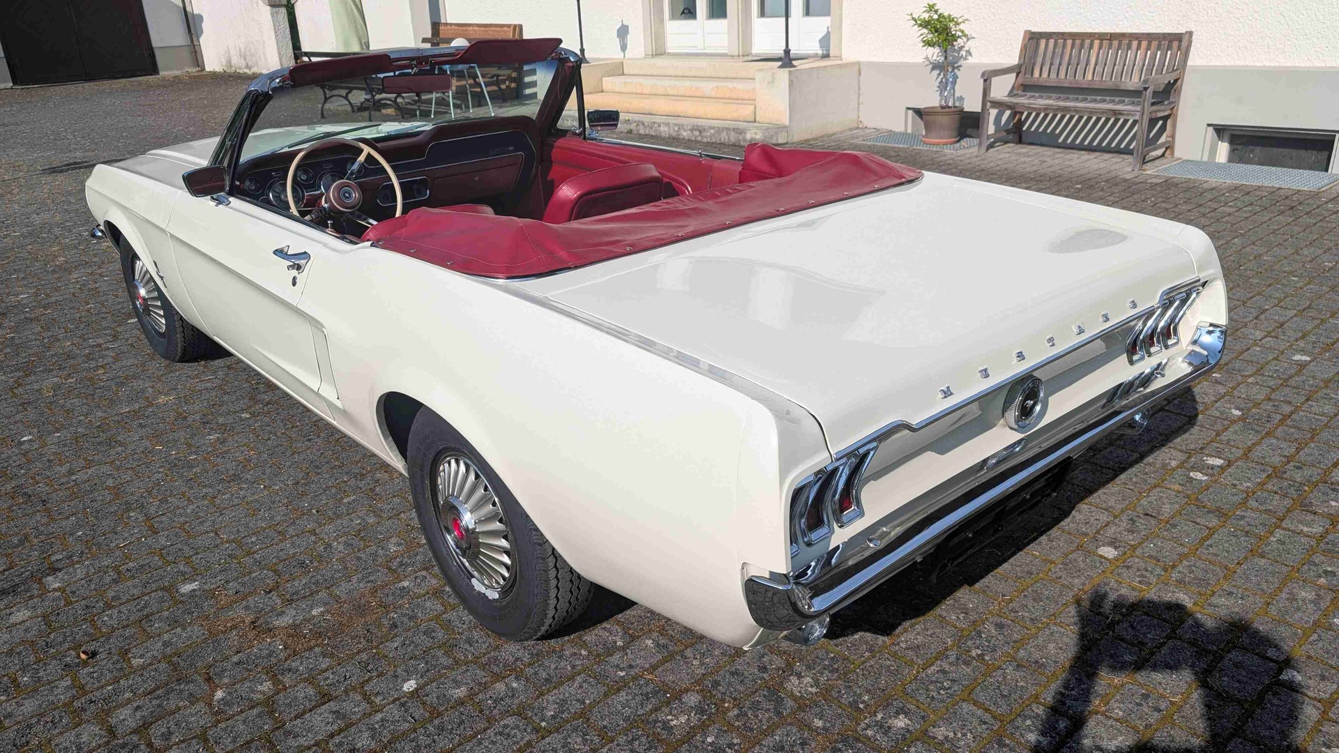 FORD Mustang Cabrio 289 V8 ab Service und MFK (VETERAN)-image-2