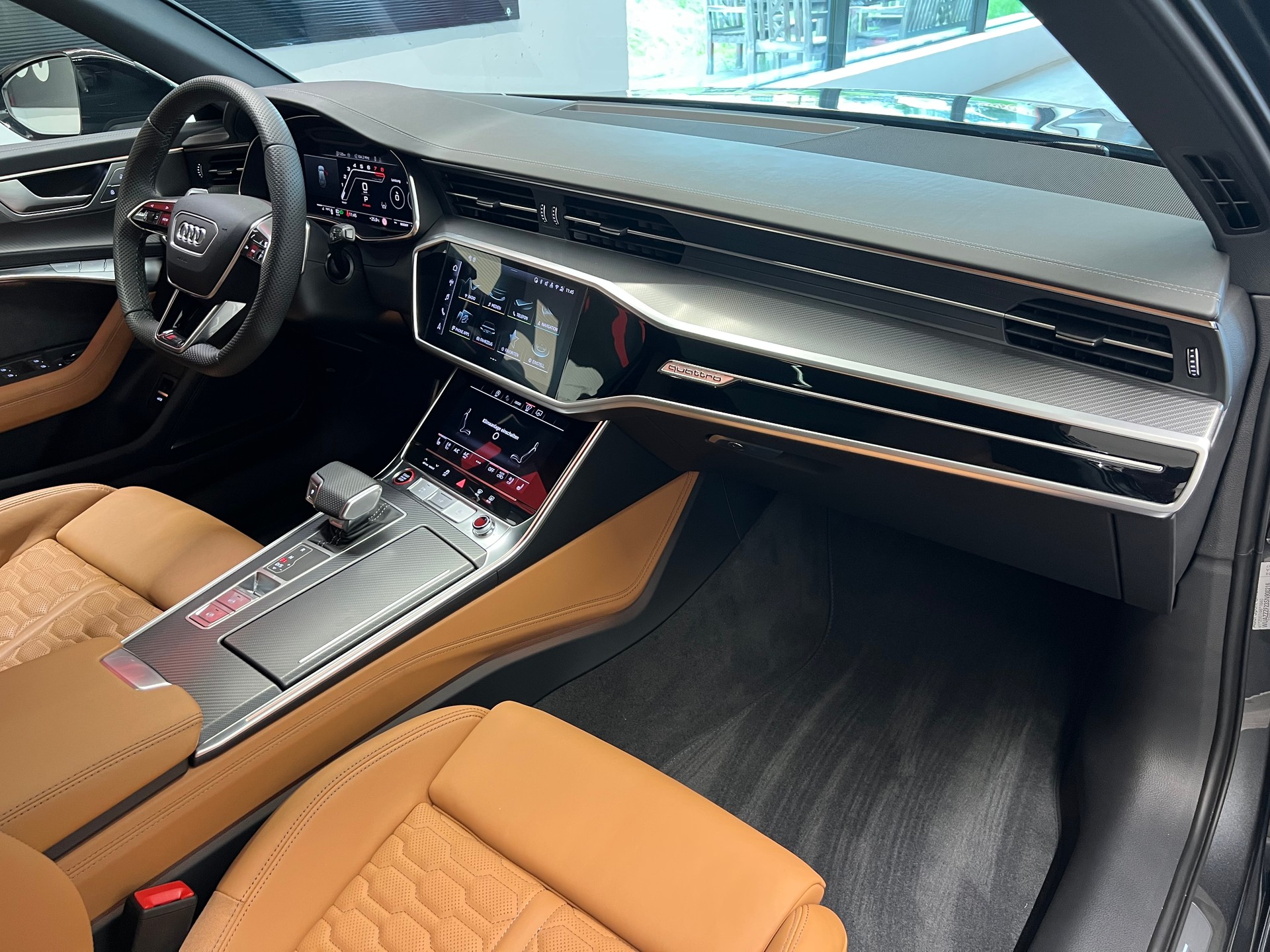 AUDI RS6 Avant 4.0 TFSI V8 Performance quattro-image-19