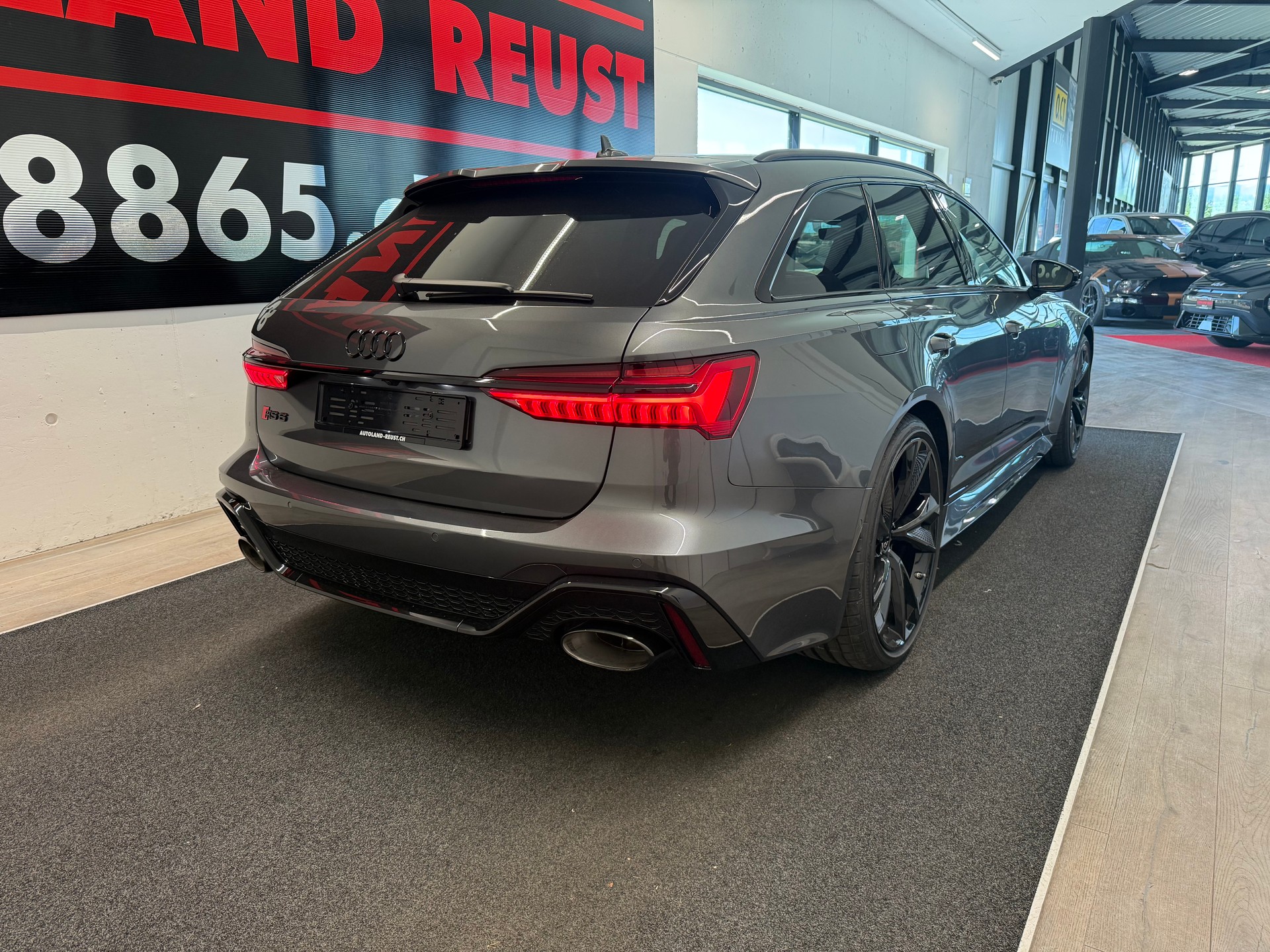 AUDI RS6 Avant 4.0 TFSI V8 Performance quattro-image-8